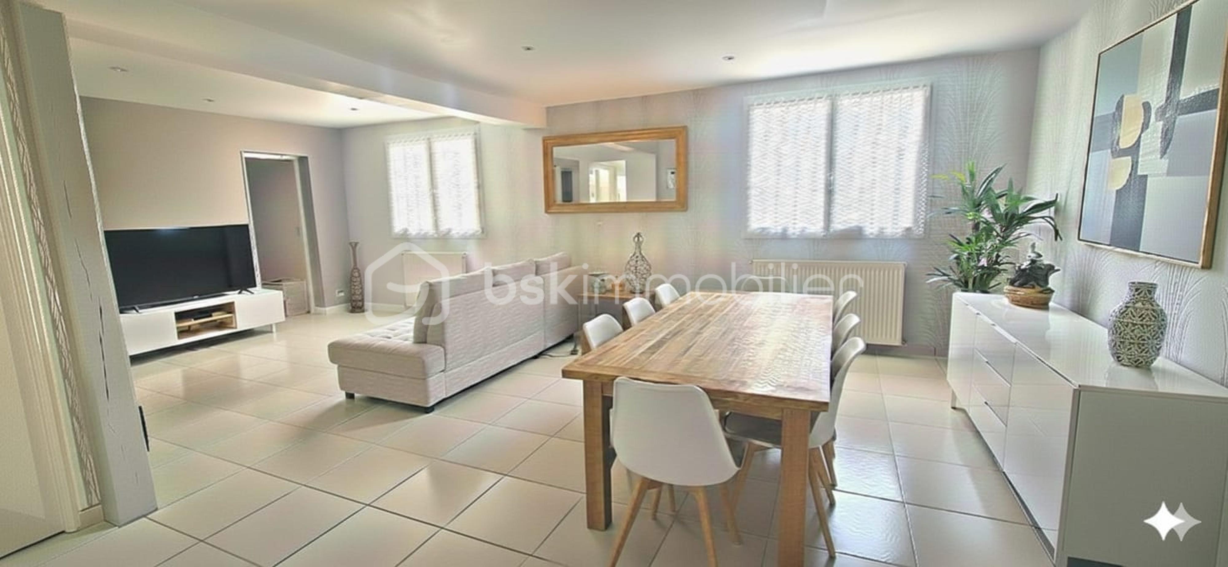 Maison de 115 m² - photo_4000x1848.jpg