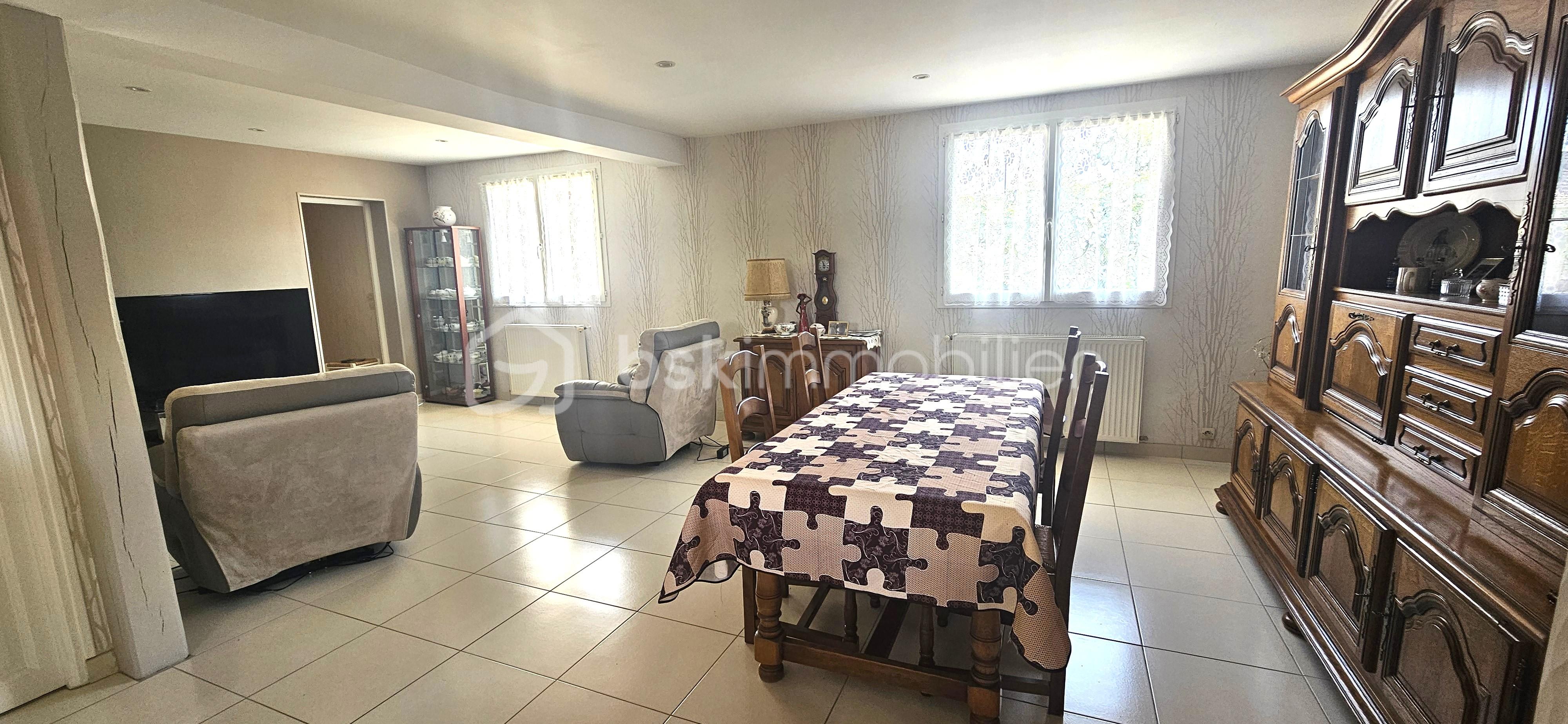 Maison de 115 m² - SALON 4.jpg