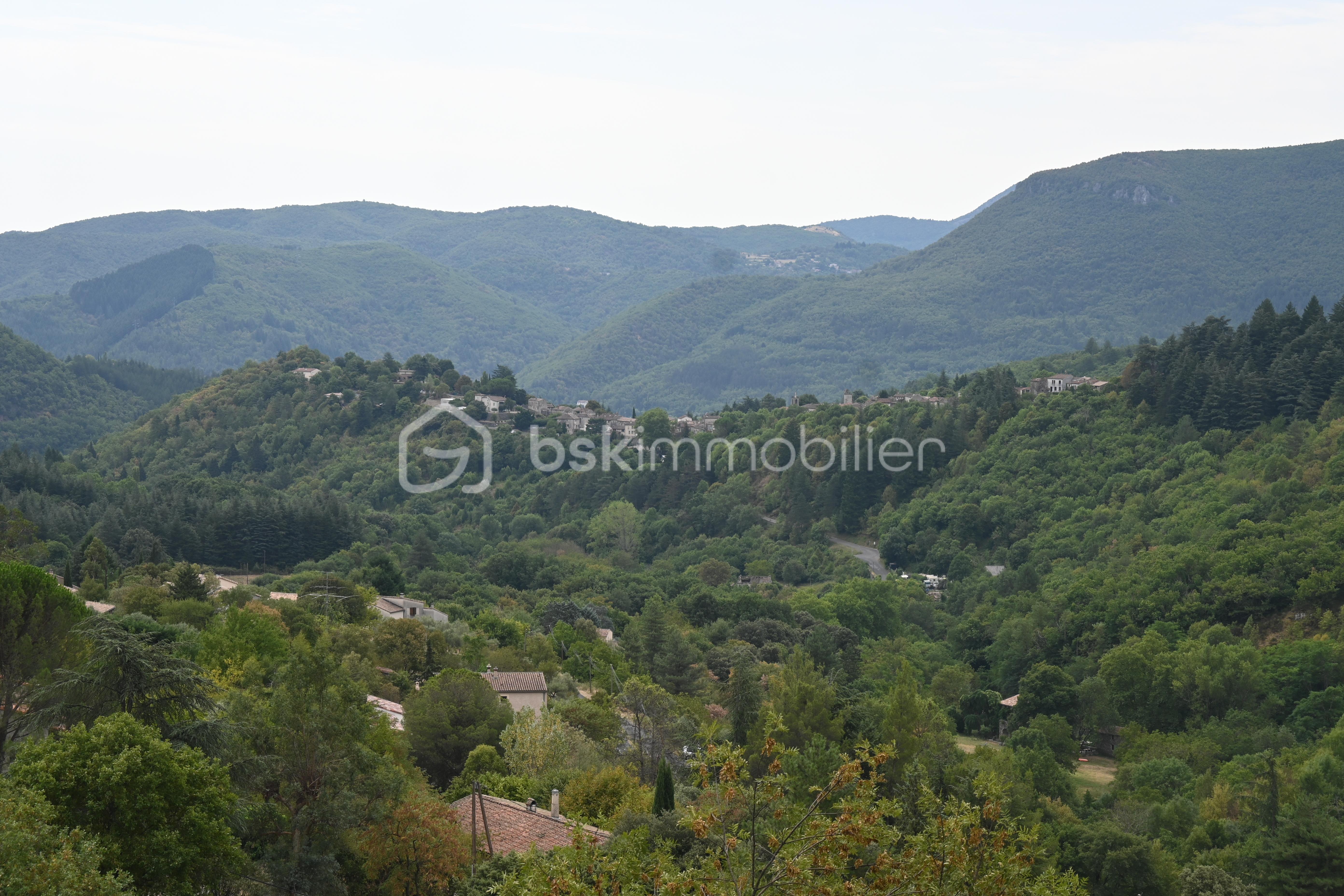 Terrain de 1 400 m² - 2.JPG