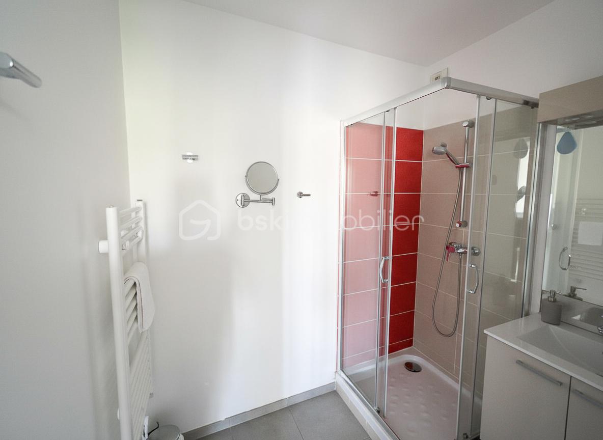 Appartement de 38,17 m² - SALLE D EAU 1.jpg
