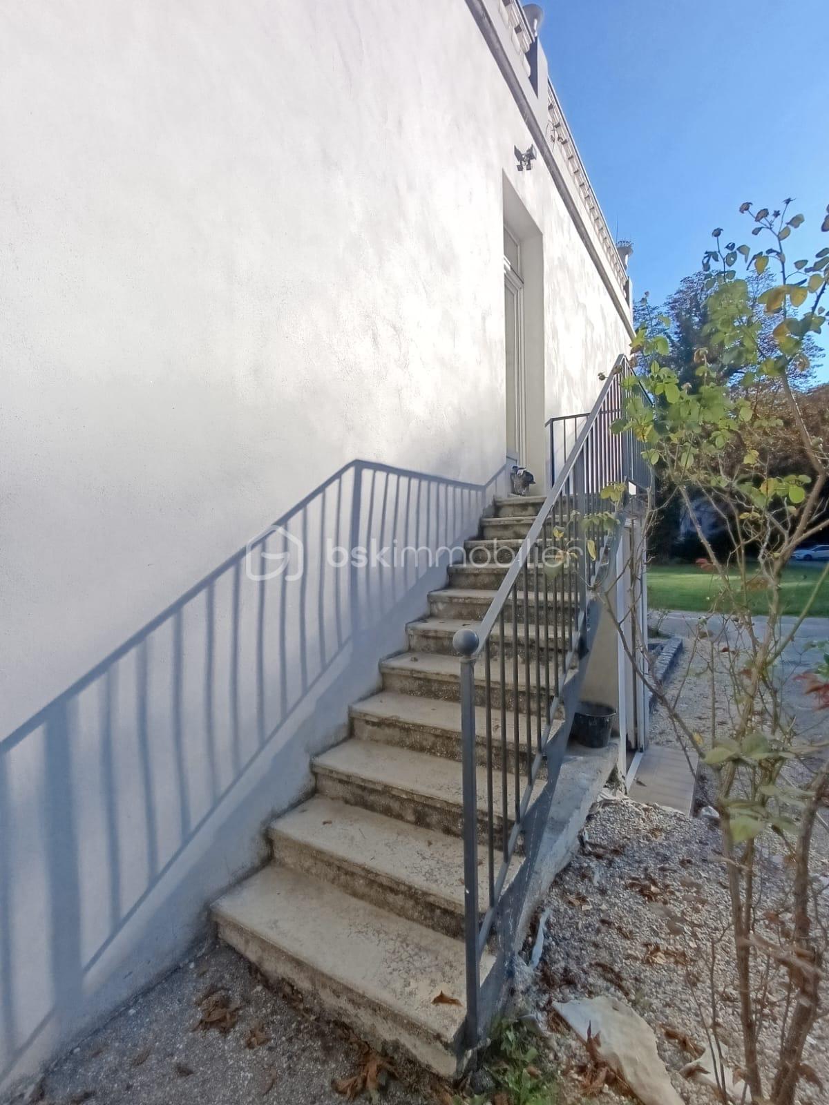 Appartement de 90 m² - f5491c1e-95ee-4a70-be07-bbd403c50576 (1).jpeg