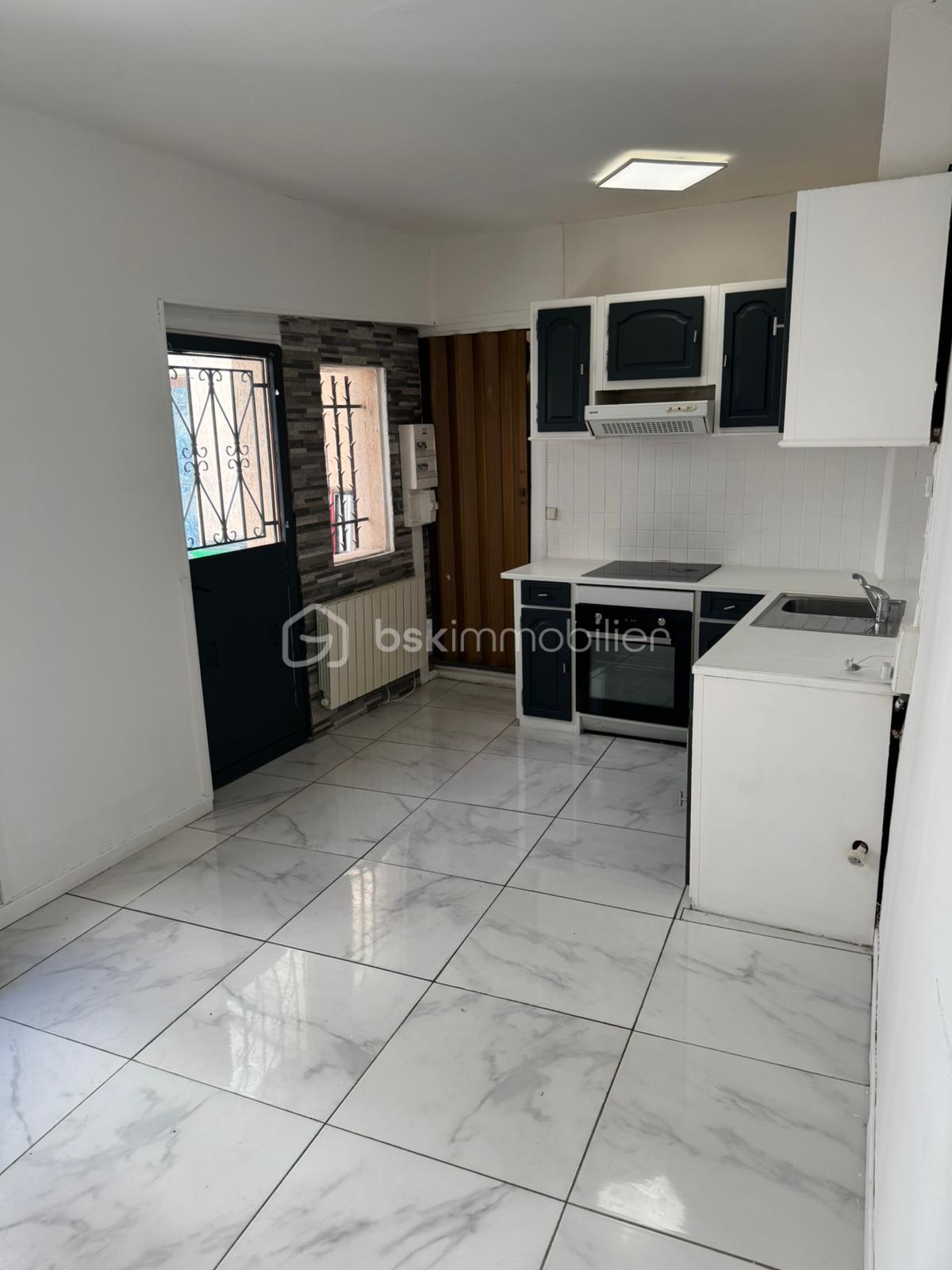 Duplex de 32 m² - WhatsApp Image 2025-05-16 à 18.24.15_73842e83.jpg