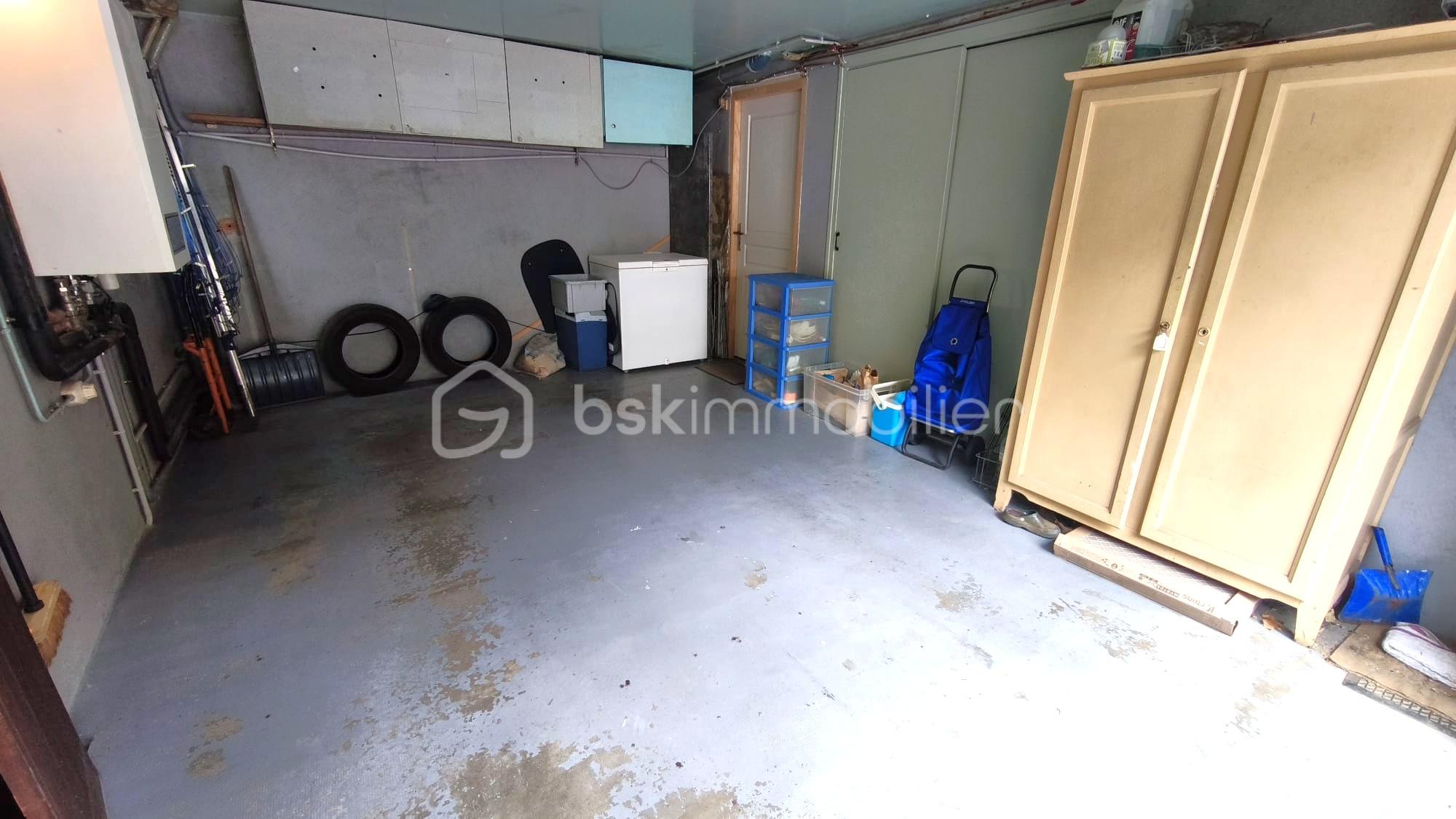 Garage.jpg