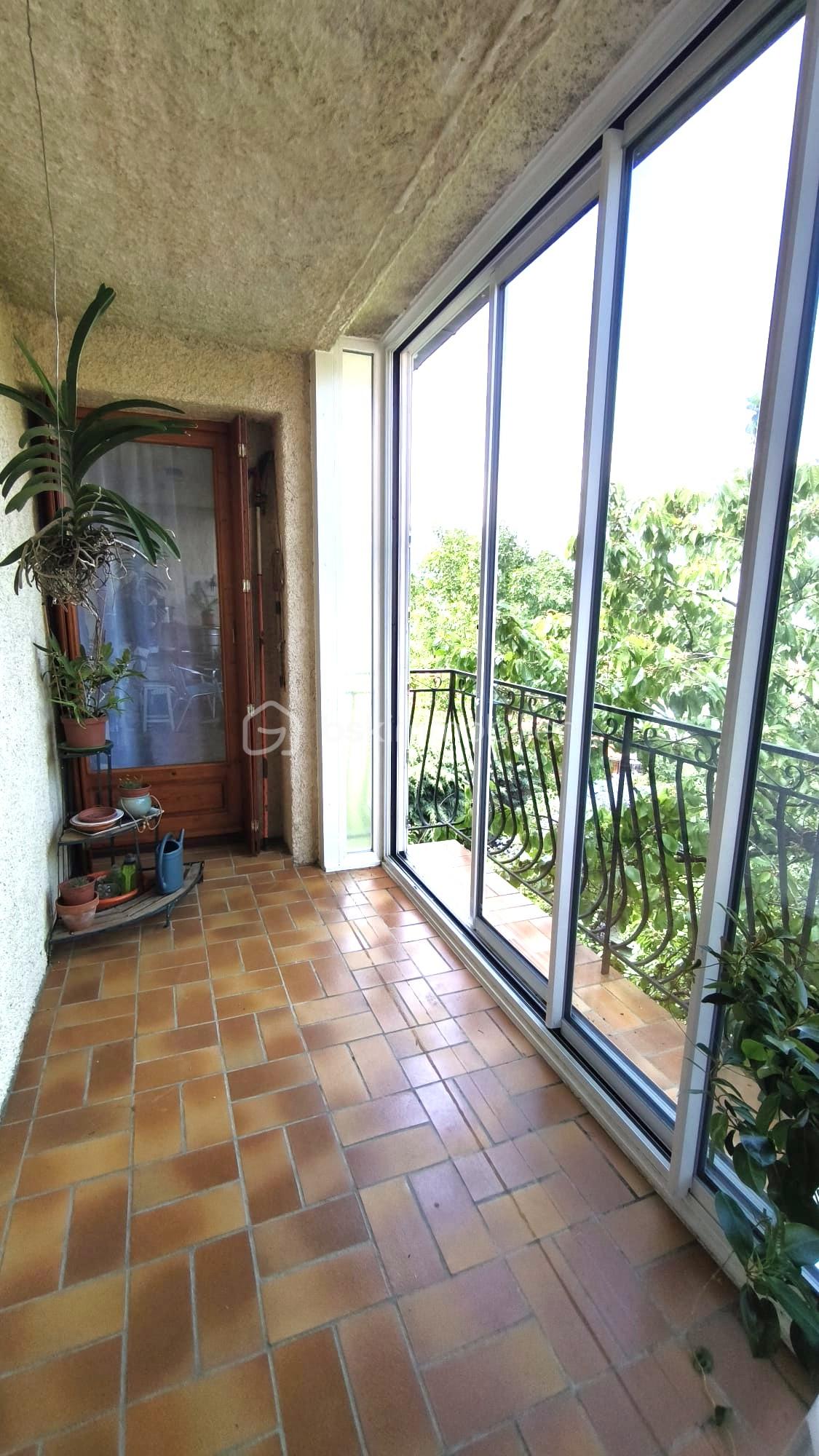 Veranda.jpg