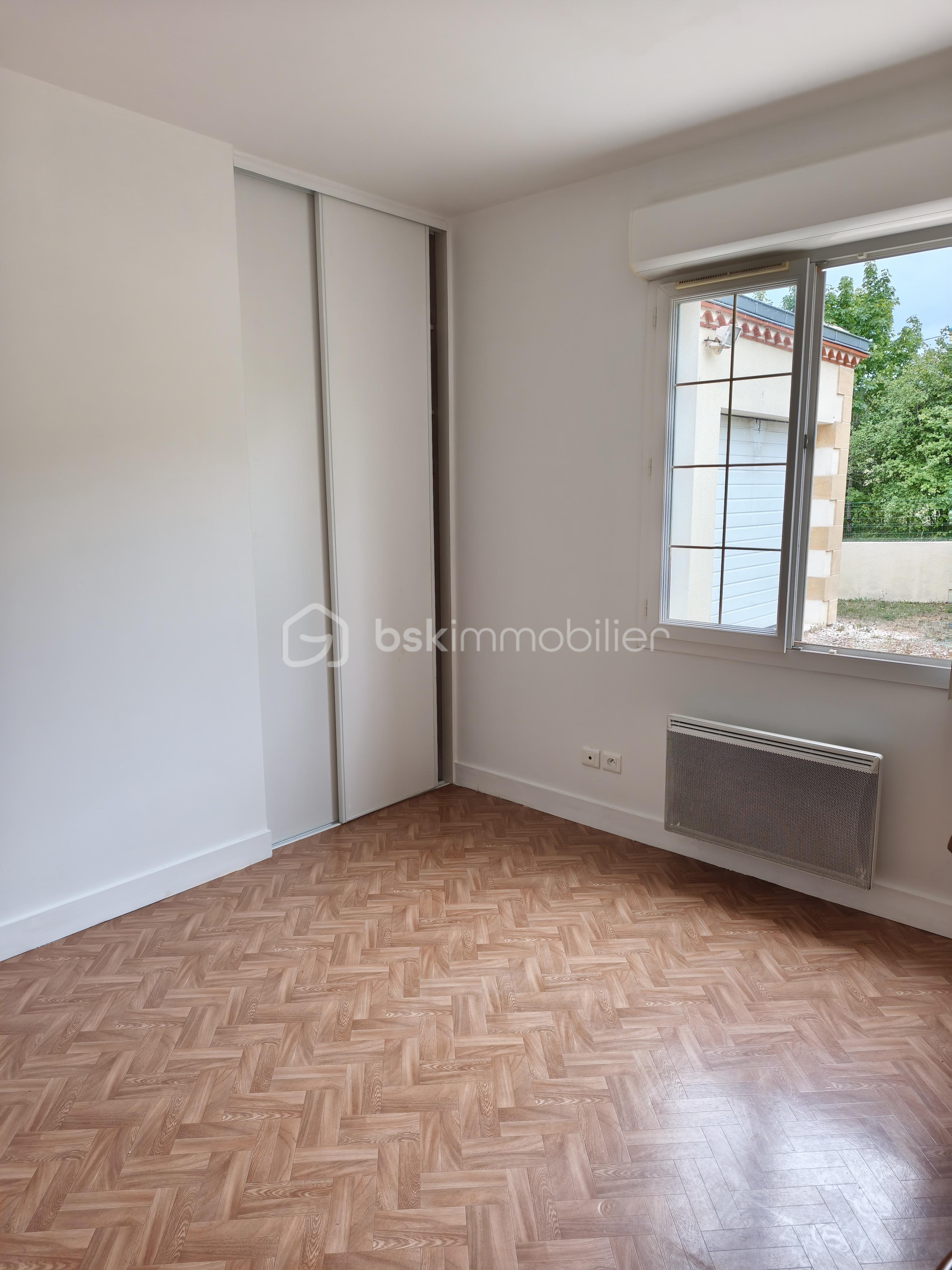 PETITE-CHAMBRE2.jpg