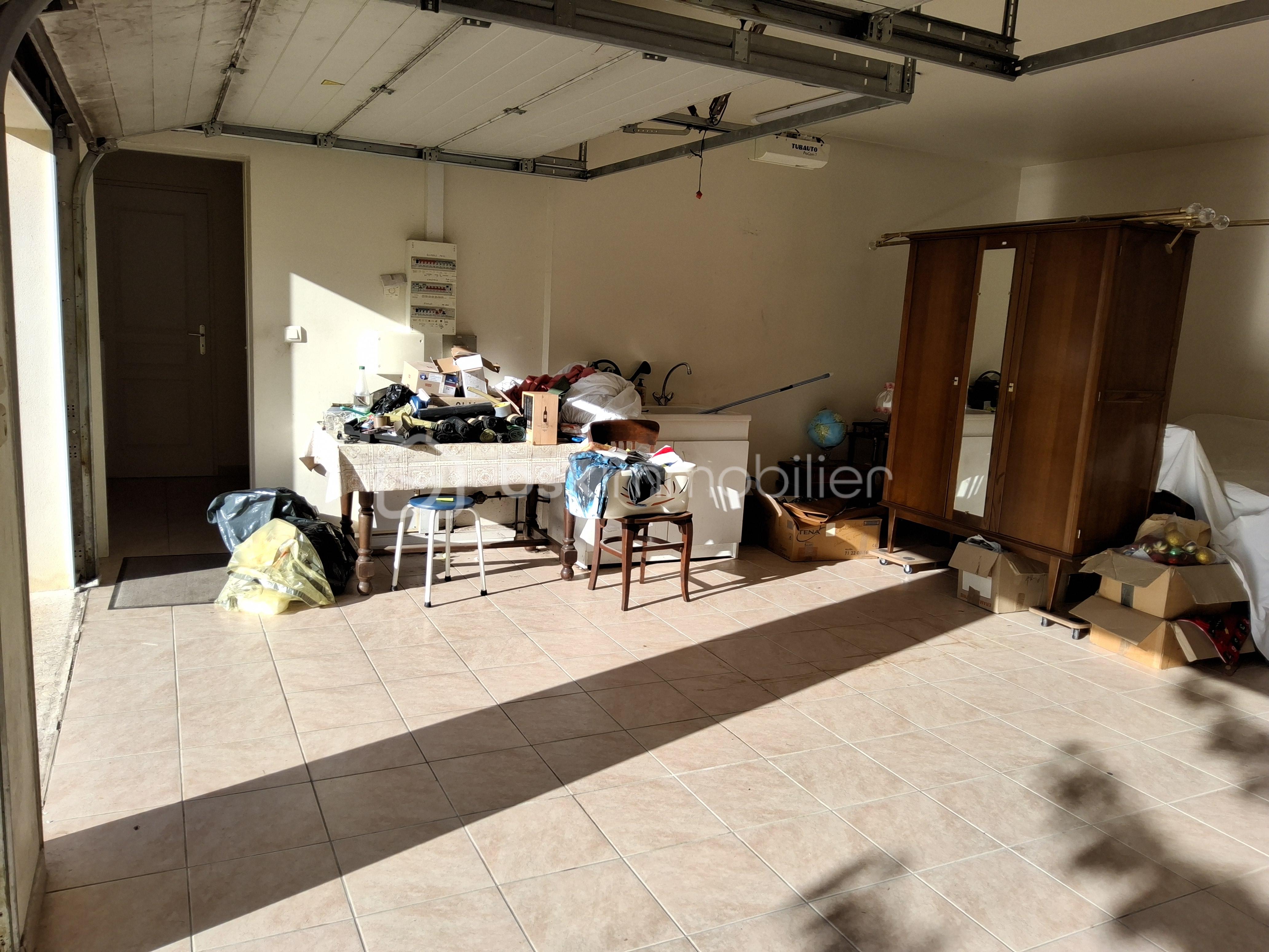 Intérieur garage.jpg