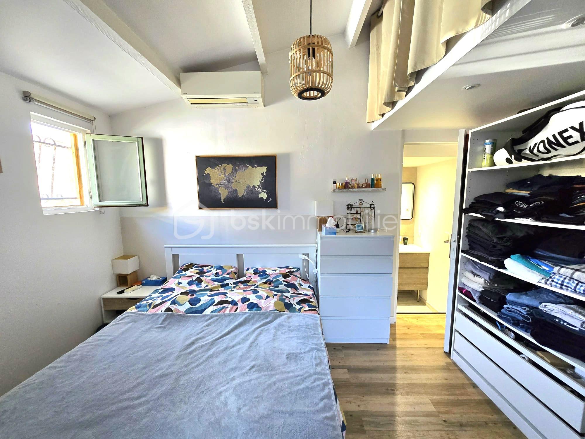 CHAMBRE PLAIN PIED AVEC DOUCHE.jpeg