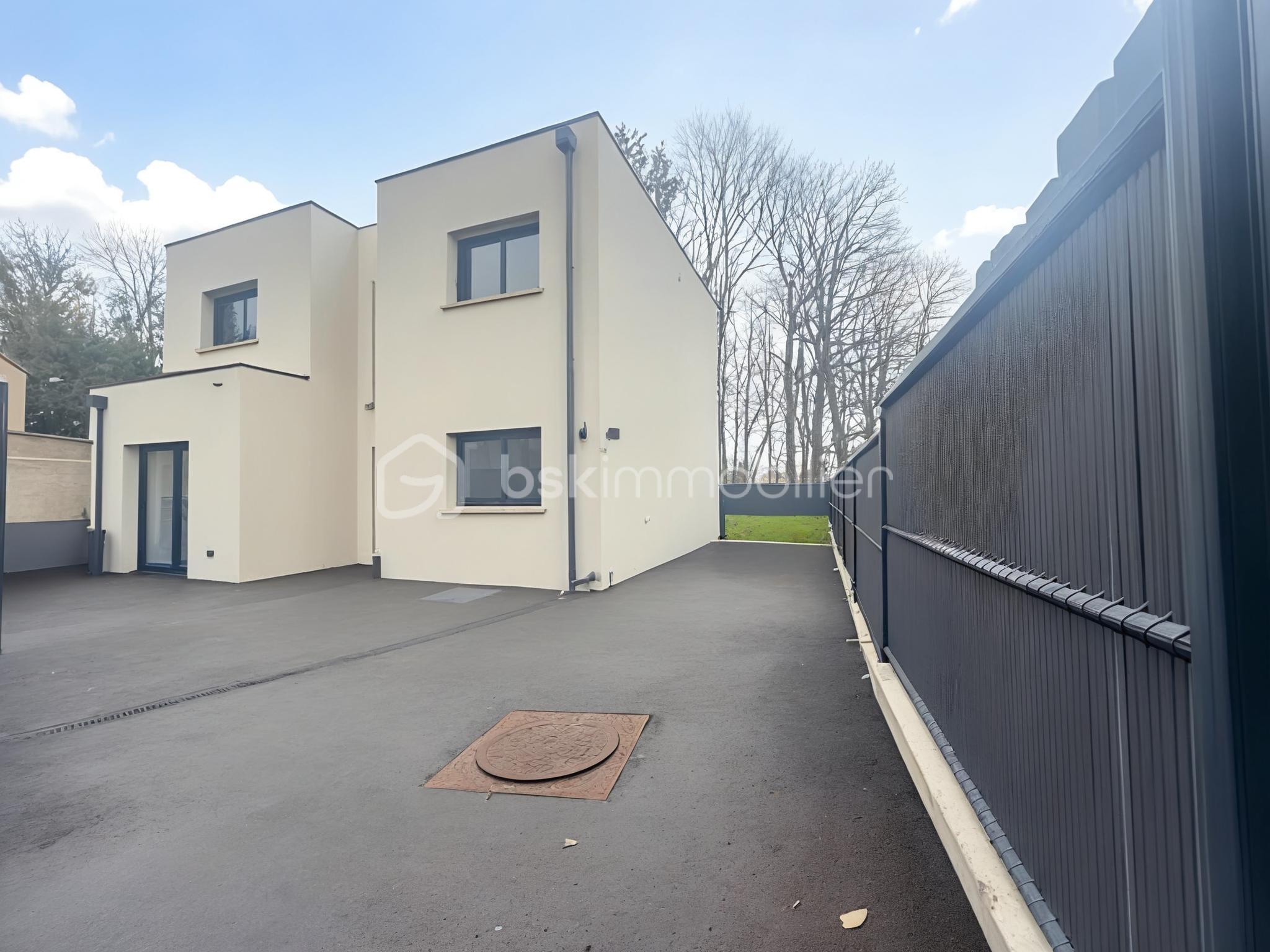 Maison de 140 m² - d01c53ffa1b1a9f-1.jpg