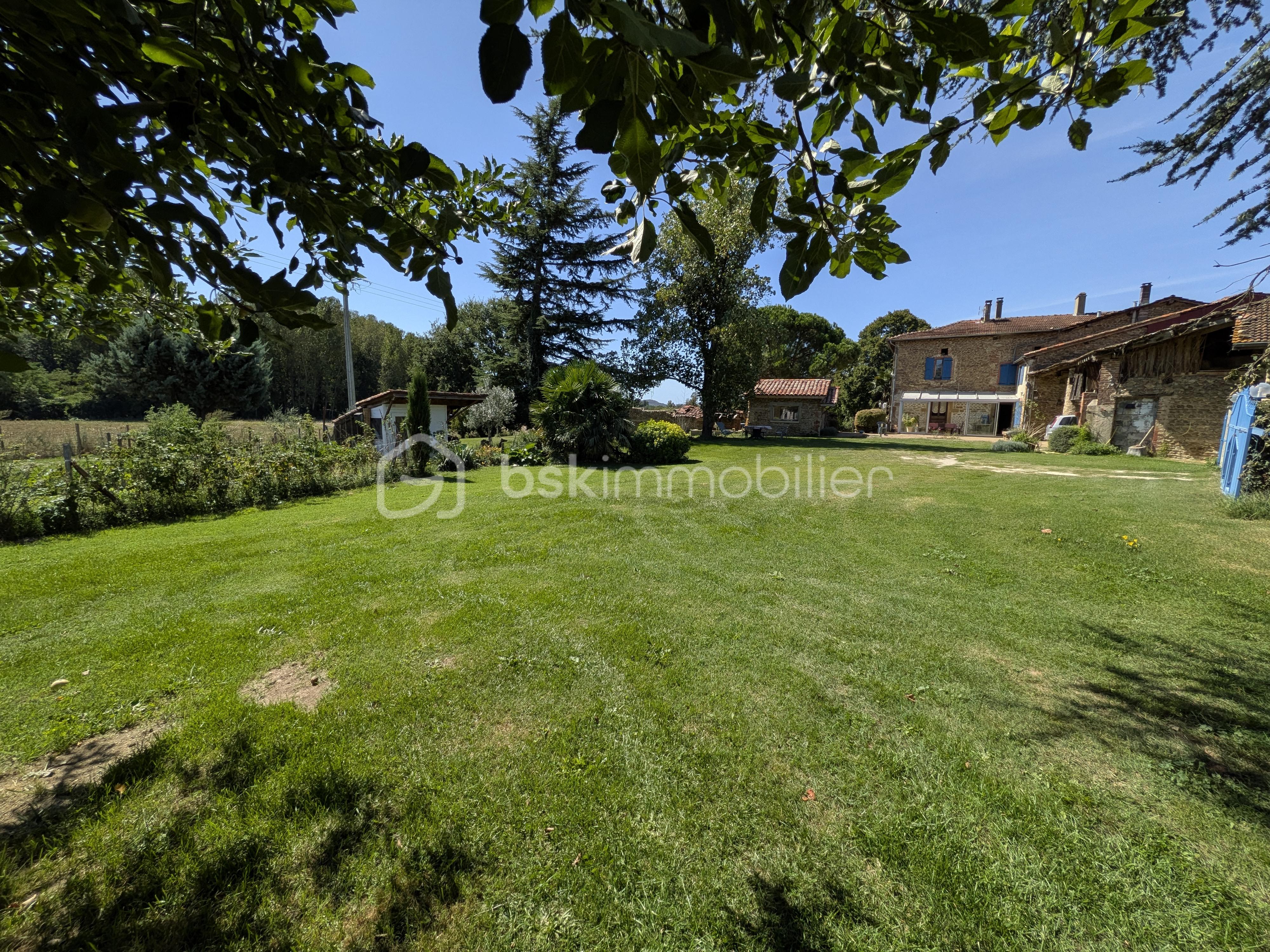 Maison 8 pièces 148 m² · à Châteauneuf-de-Galaure · 148 m² · 215 665 €