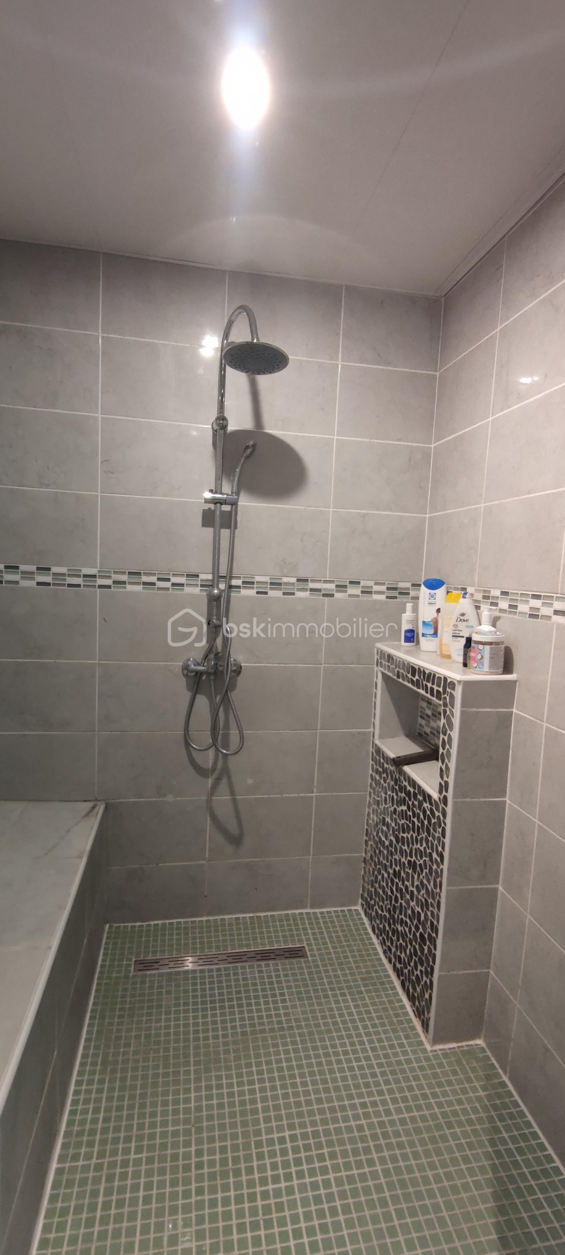 Maison de 146 m² - DOUCHE LAALEM.jpg