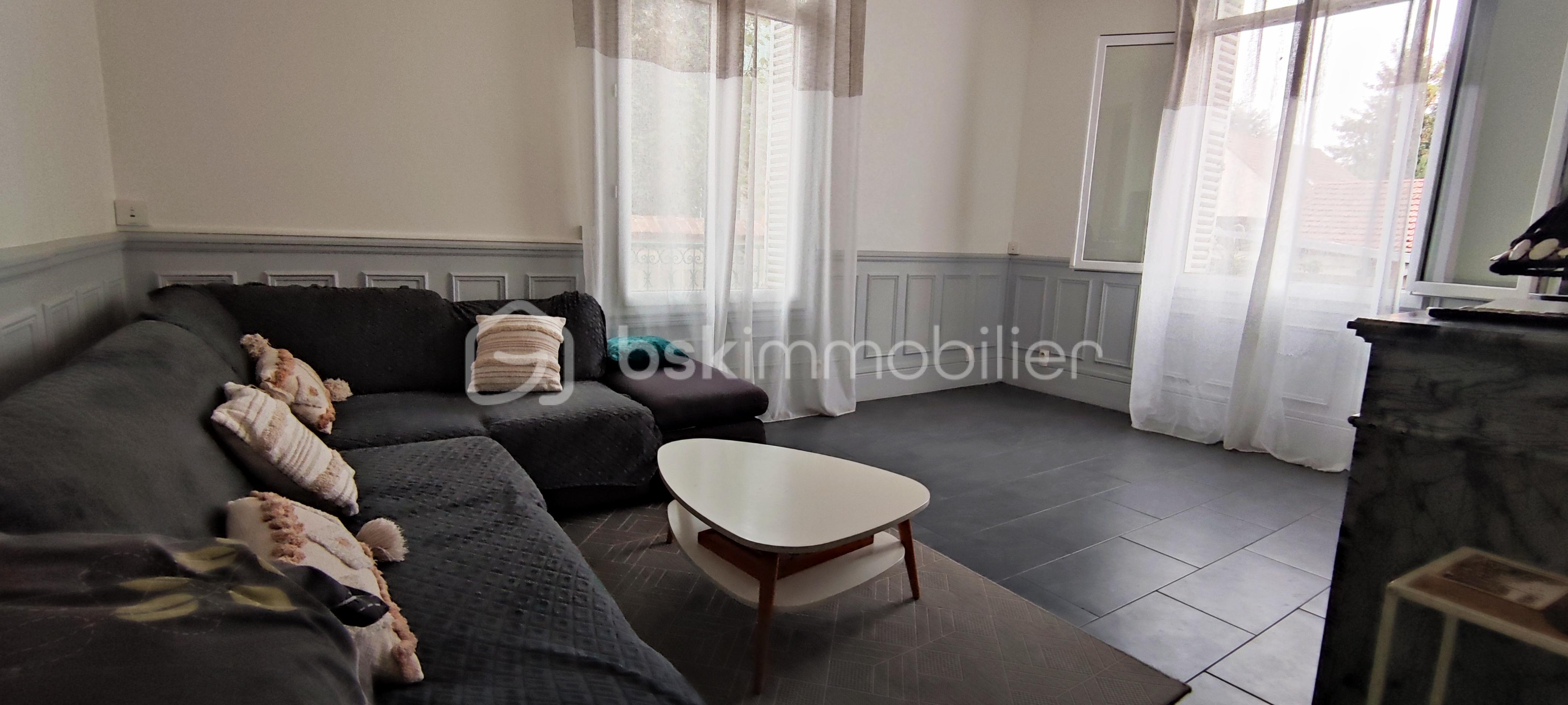 Maison de 146 m² - SALON.jpg