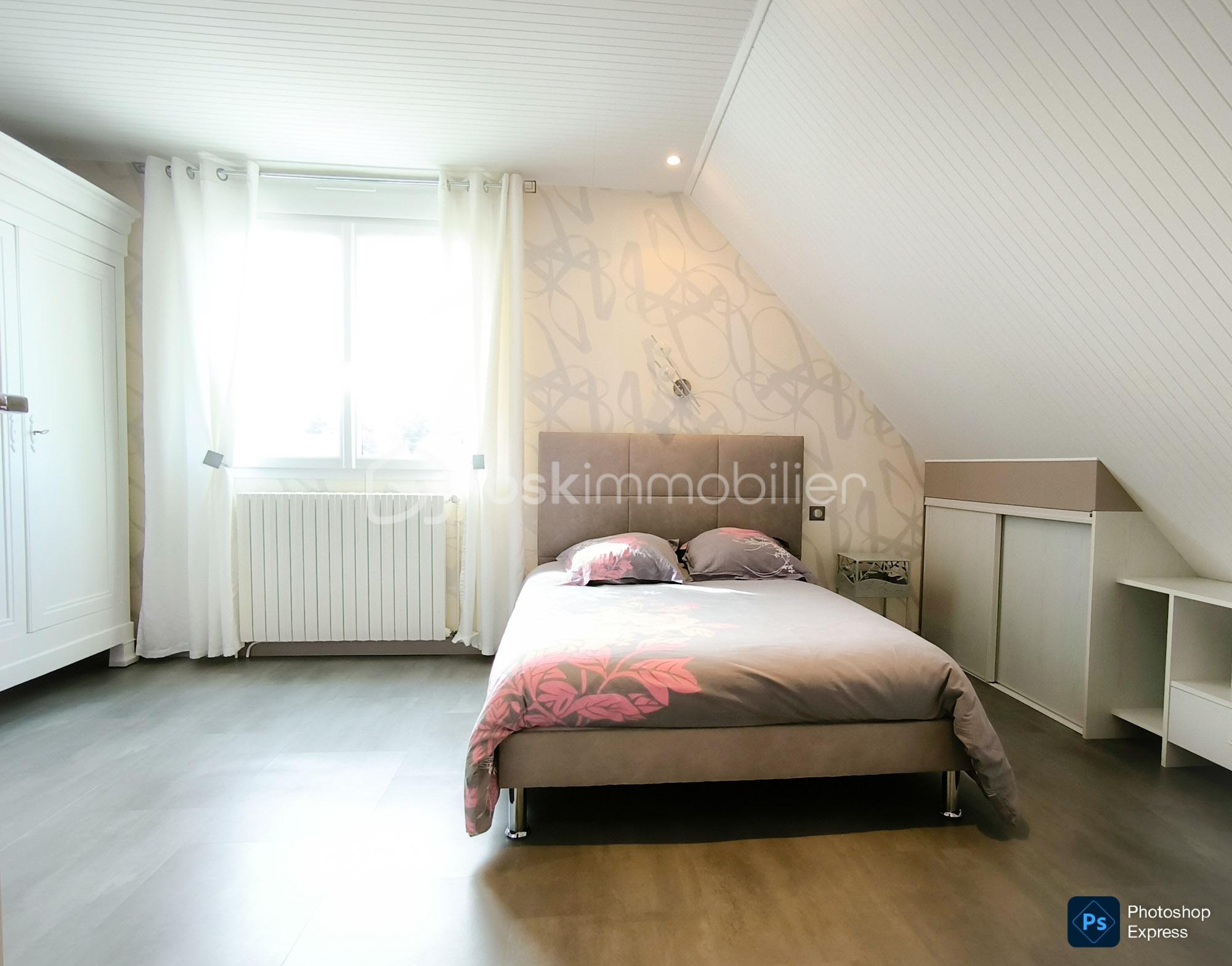 Maison traditionnelle de 138 m² - M8.jpg