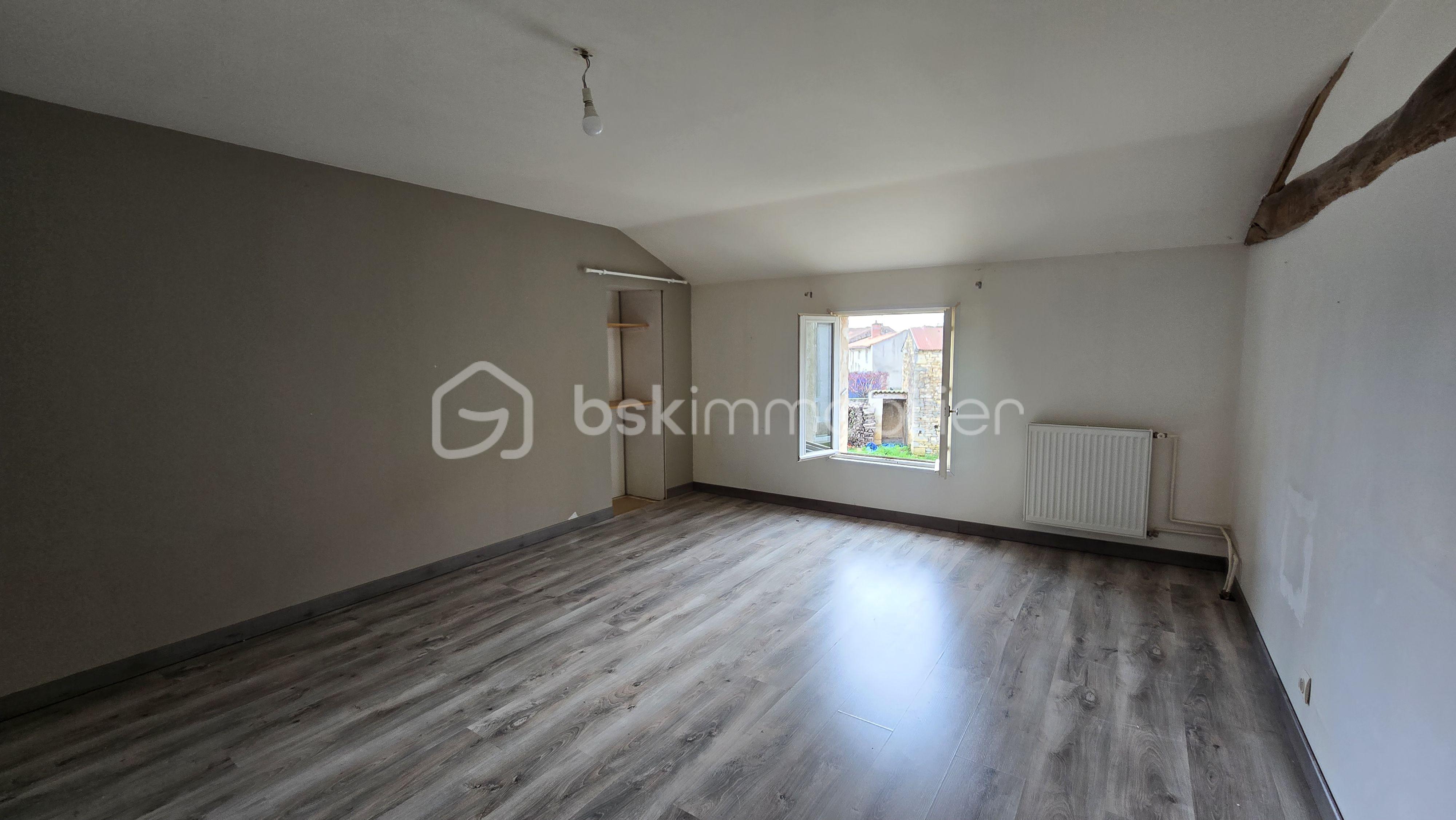 Maison de 179 m² - 1764183774116.jpg