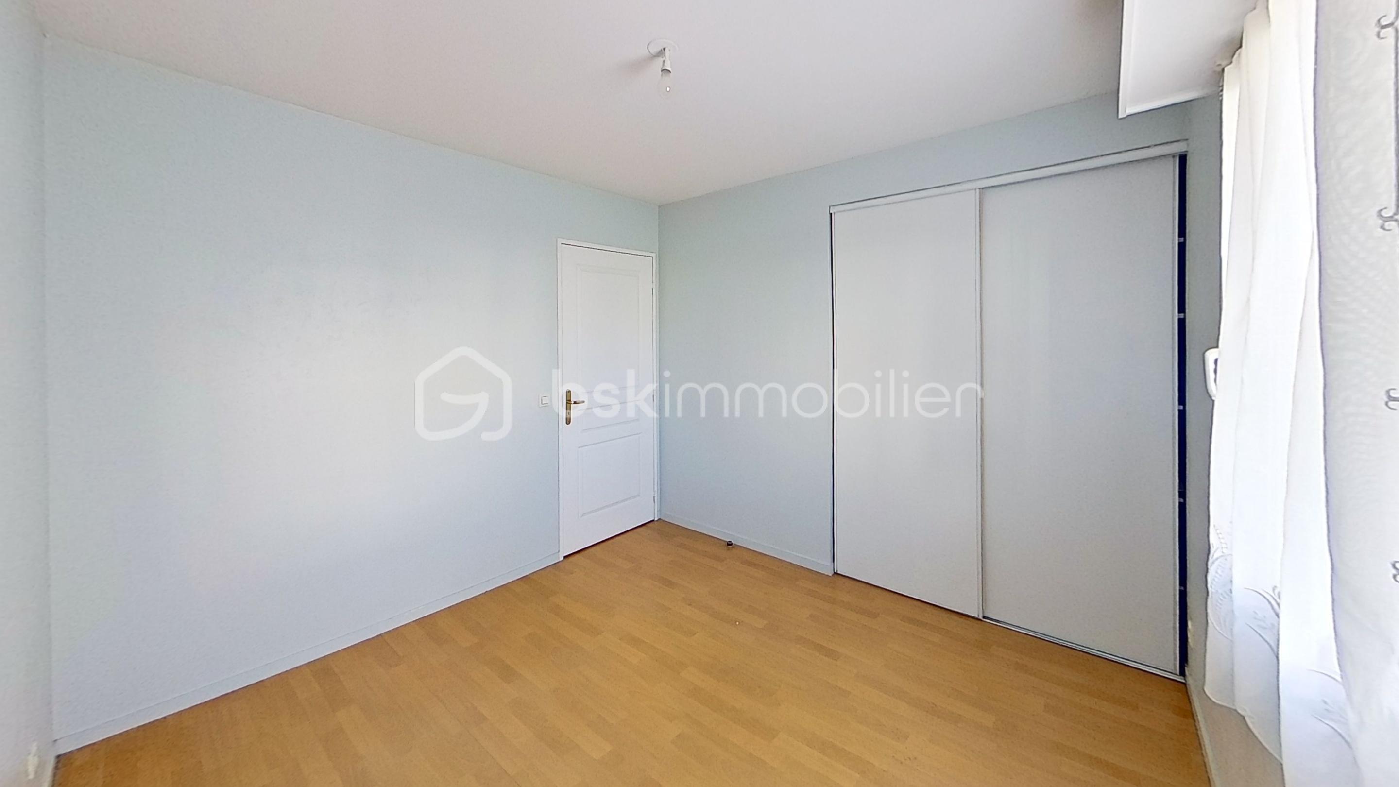 Appartement de 70,85 m² - Appartement-T3--Bedroom 1.jpg