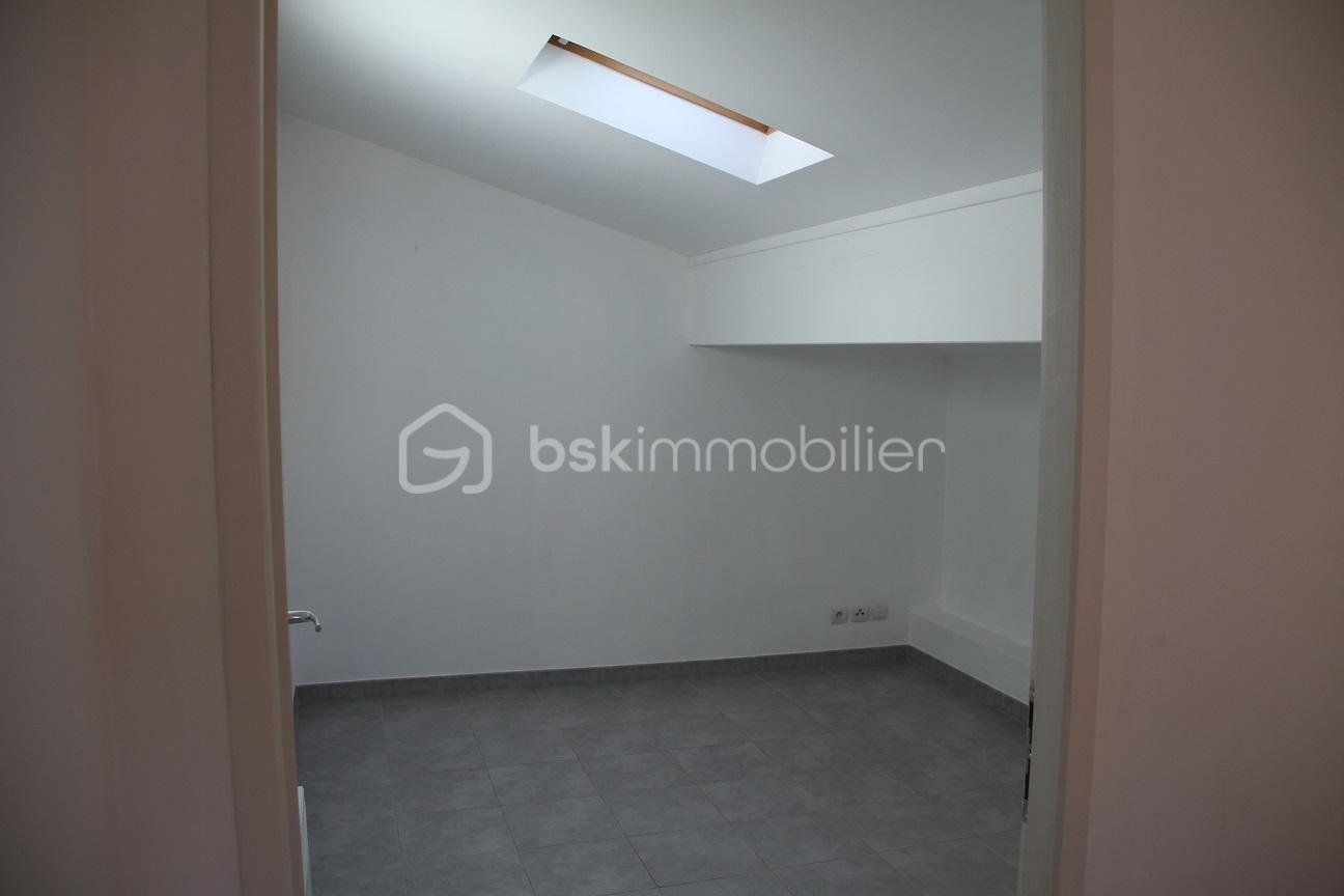 Appartement de 68 m² - Chambre mansardée.jpg