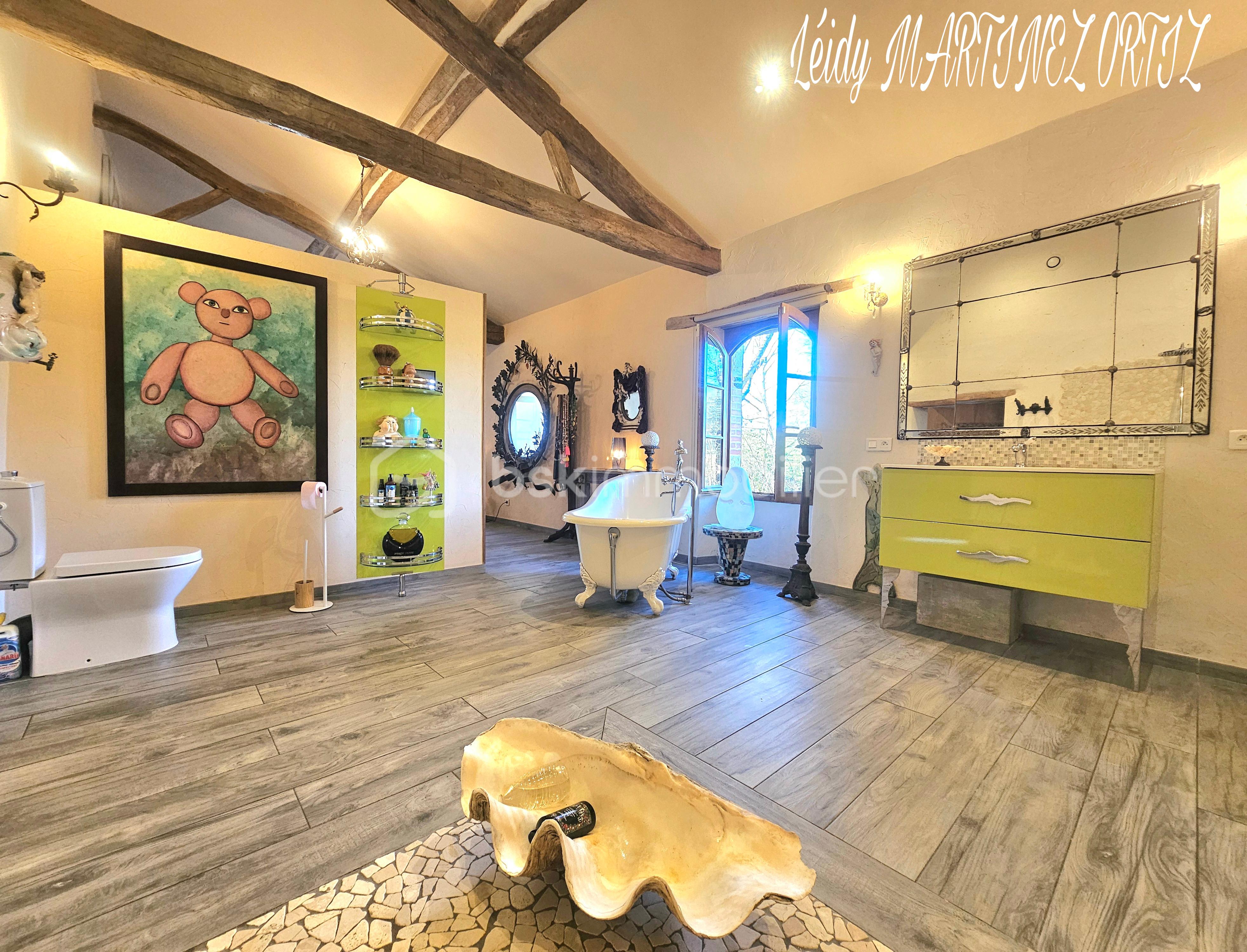 Maison de 215 m² - 17898.png