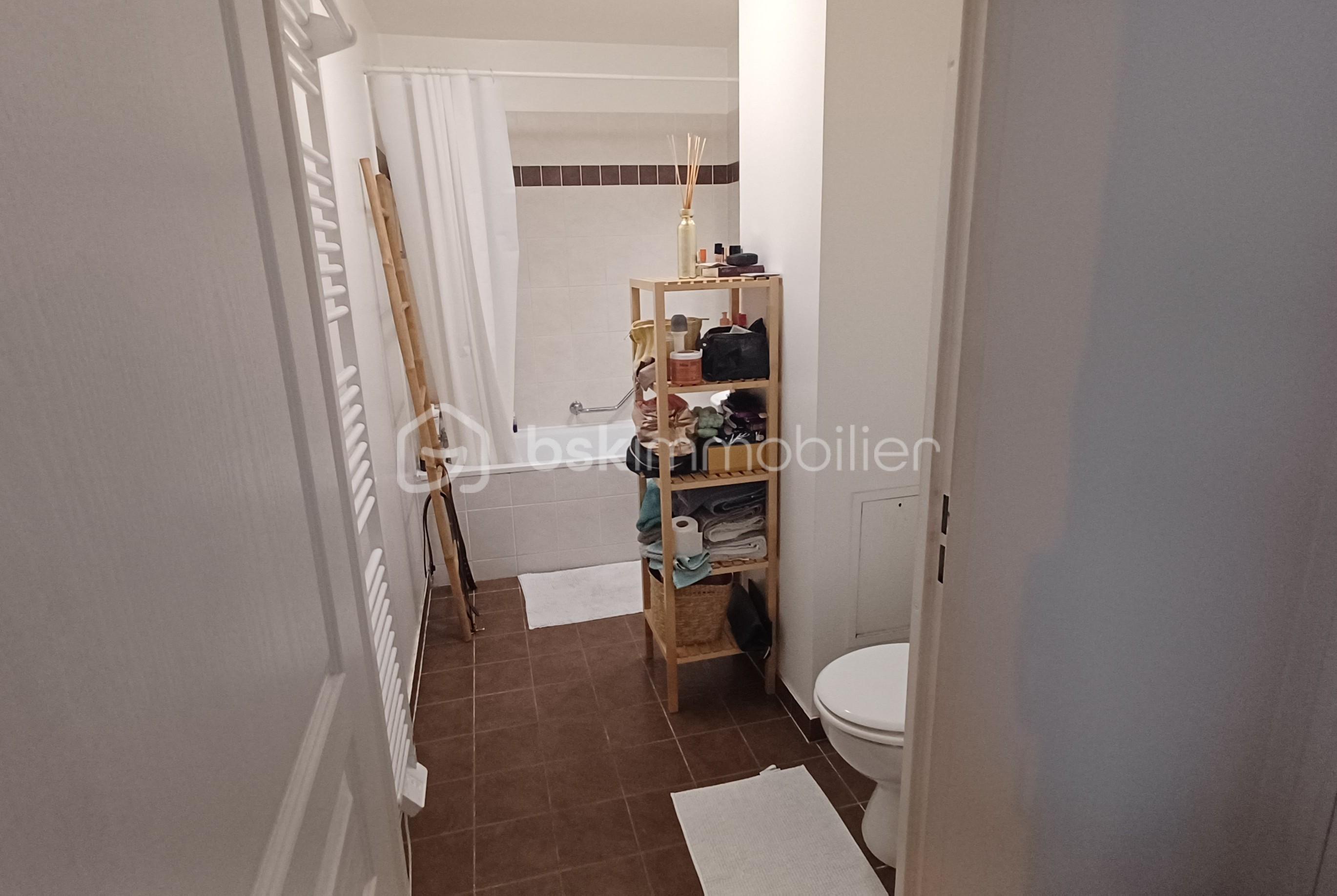 Appartement de 32,80 m² - SALLE DE BAINS 3.jpg