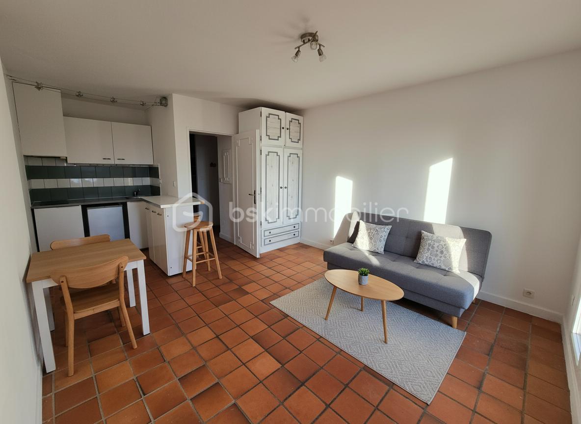 2 generated_2026-03-17T21_51_12.731.jpg