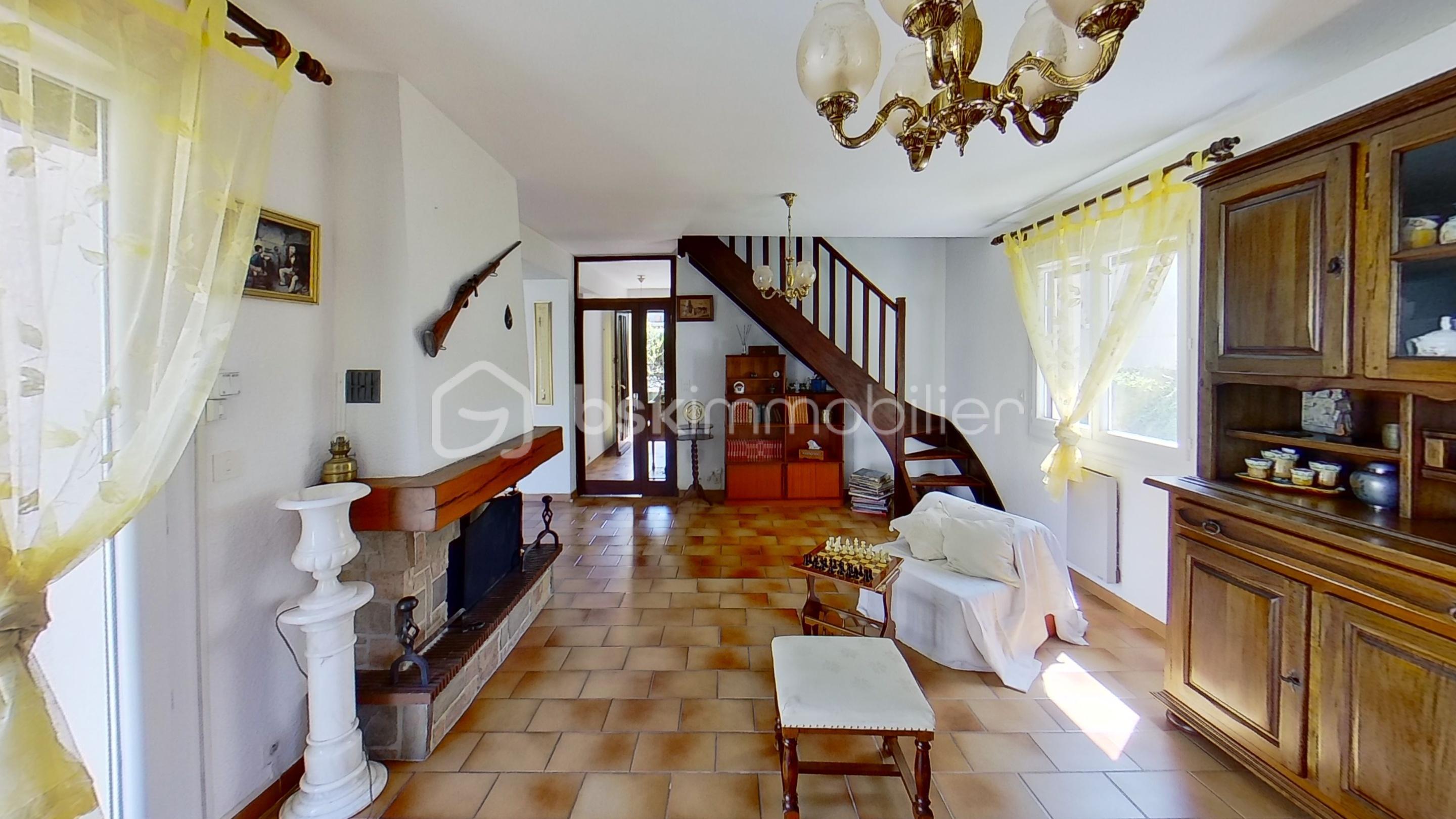 Maison de 127,58 m² - 1-Rue-Georges-Simonin-copie-Dining-Room 3.jpg