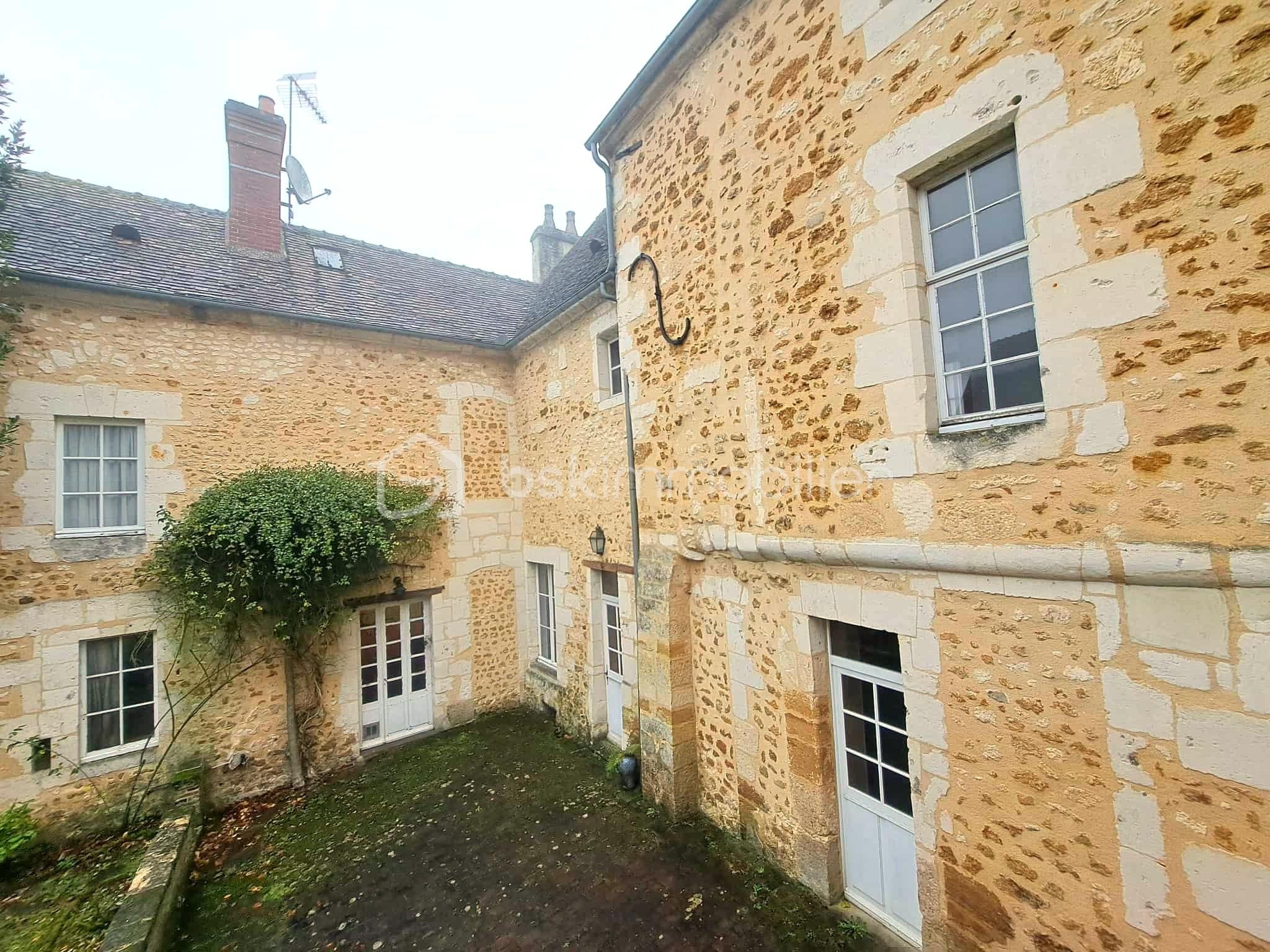 Hotel particulier de 216,68 m² - eff7bdb6-910e-47d5-9370-3ff5d4cc8809.jpg