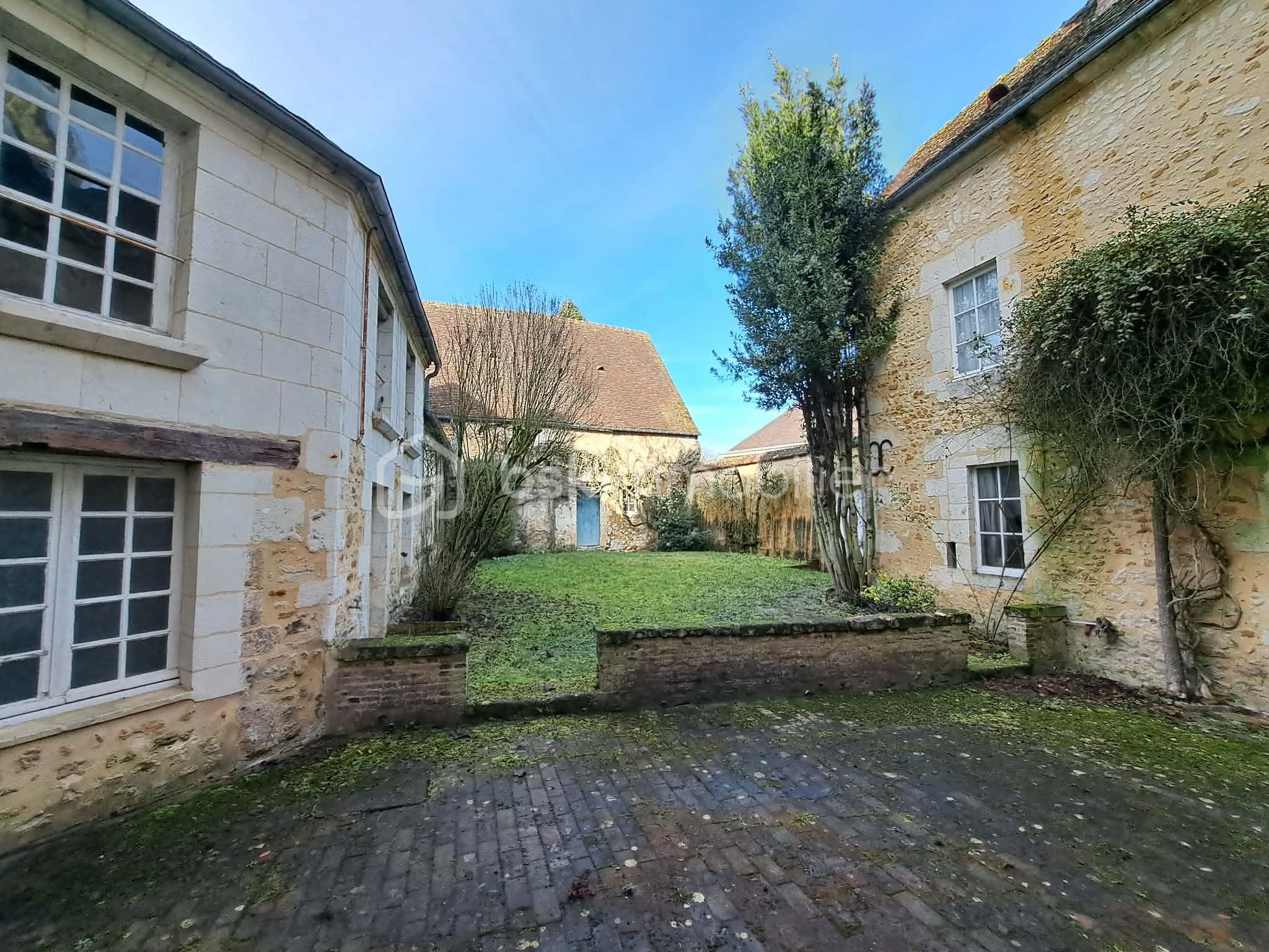 Hotel particulier de 216,68 m² - f39f1e11-4021-41a2-95f0-02484d260bb5.jpg