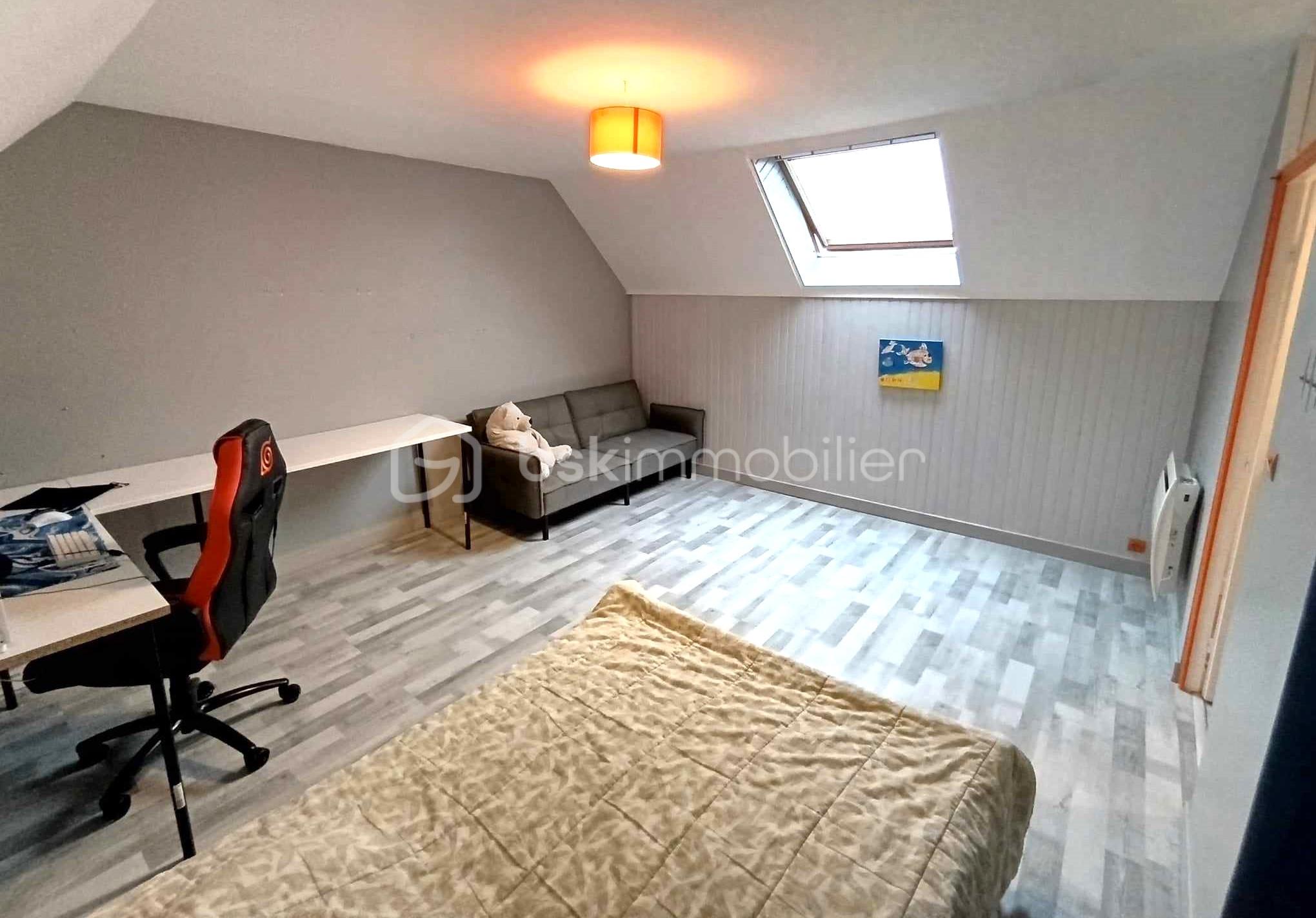 Maison de ville de 113 m² - dnwyQgIL6SLHSW8ufHstErcDd5h9V91dGvxqBbdN.jpg
