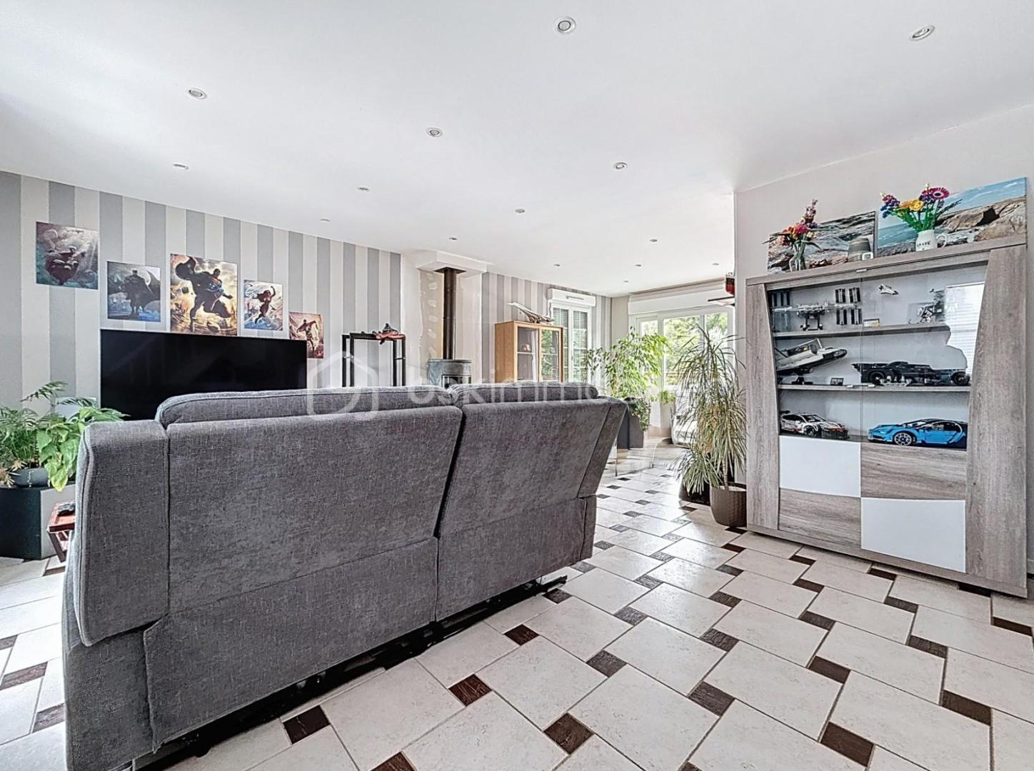 Maison traditionnelle de 142 m² - 6.jpg
