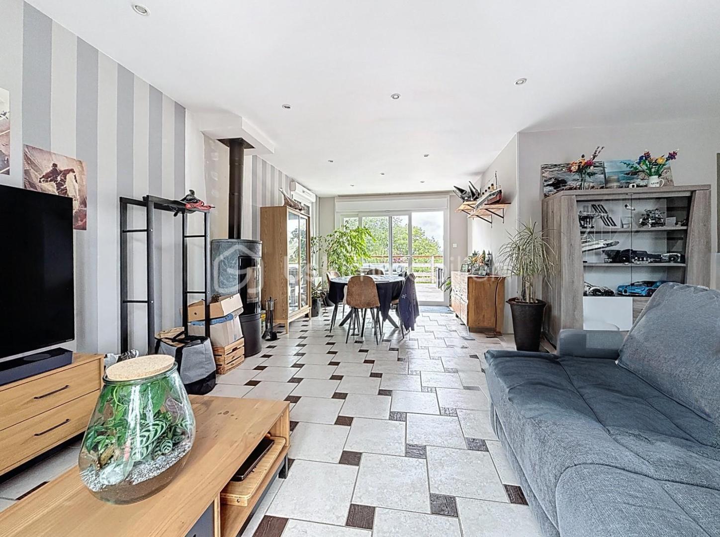 Maison traditionnelle de 142 m² - 2.jpg