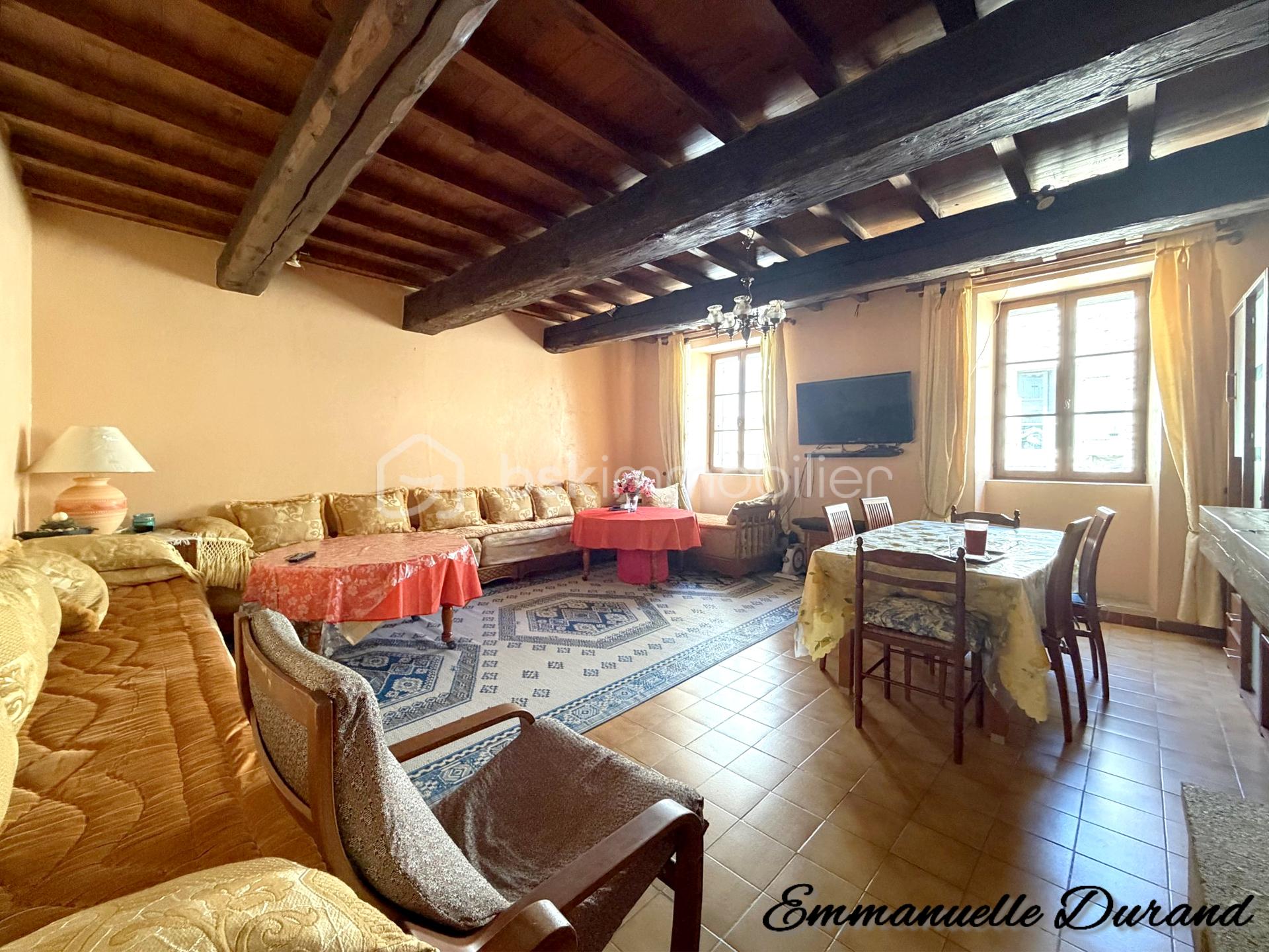 Maison 5 pièces 111 m² · à Grignan · 111 m² · 300 000 €