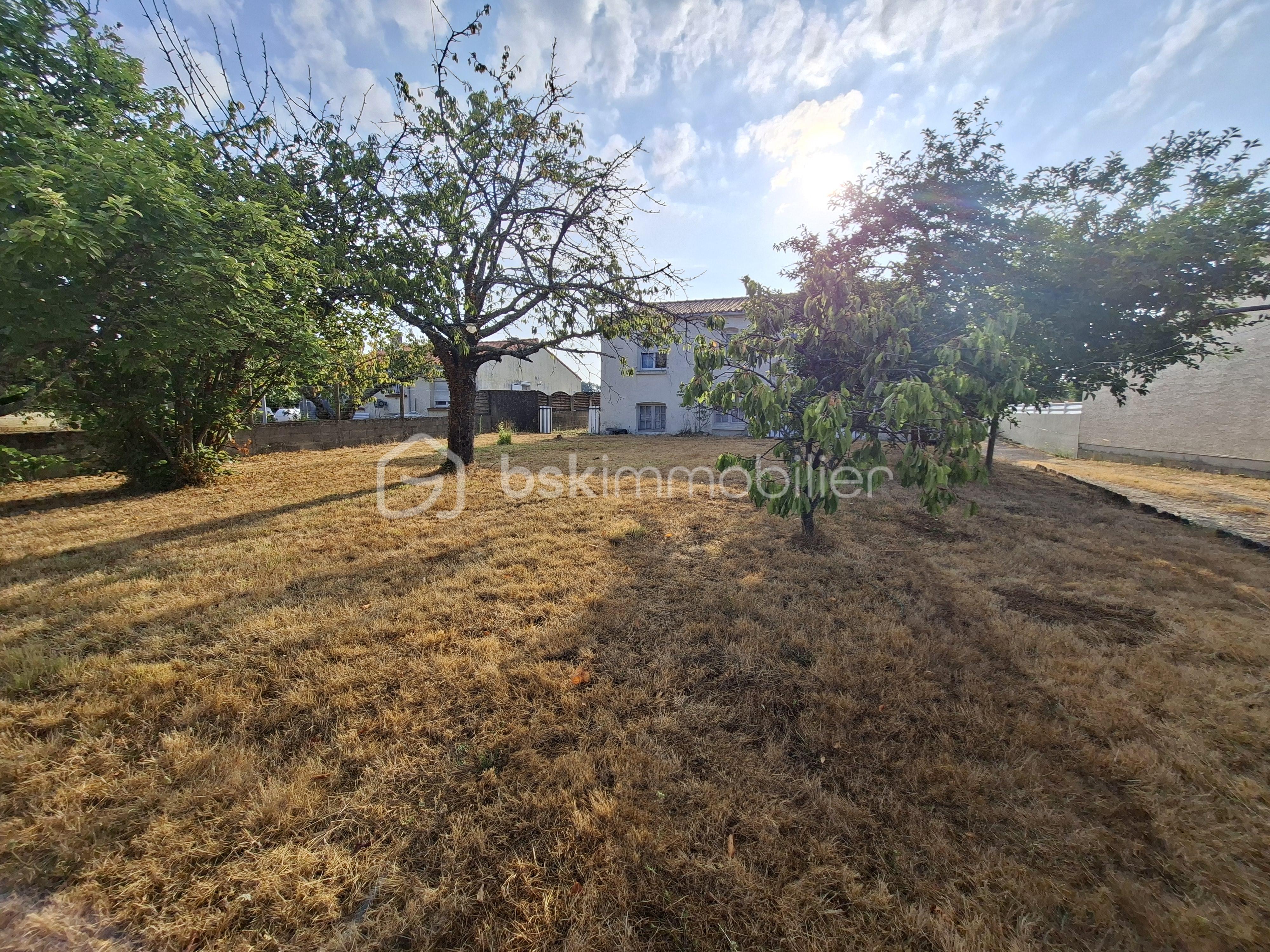 VUE MAISON DEPUIS GARAGE.jpg