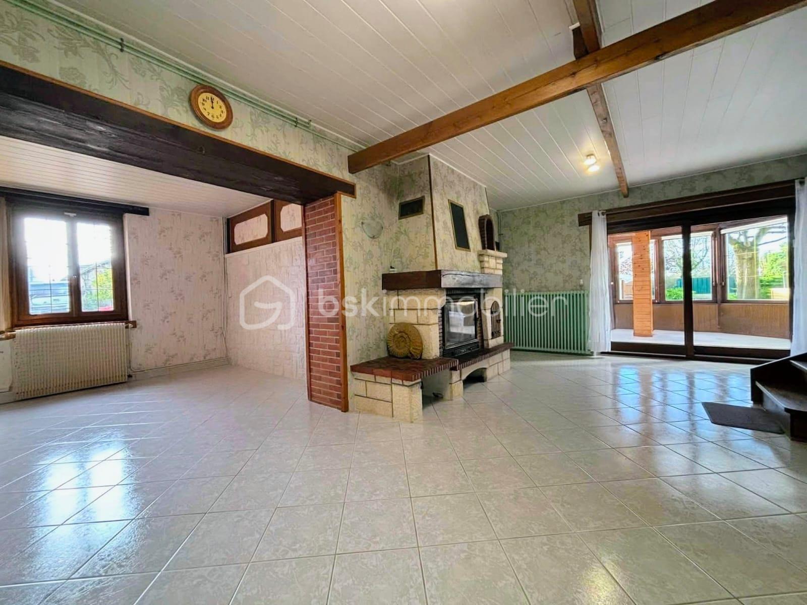 Maison traditionnelle de 165 m² - Salon.jpeg