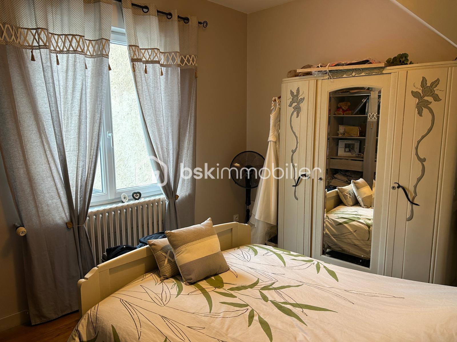 Maison de 135 m² - Photos 8 Bazouges.jpg