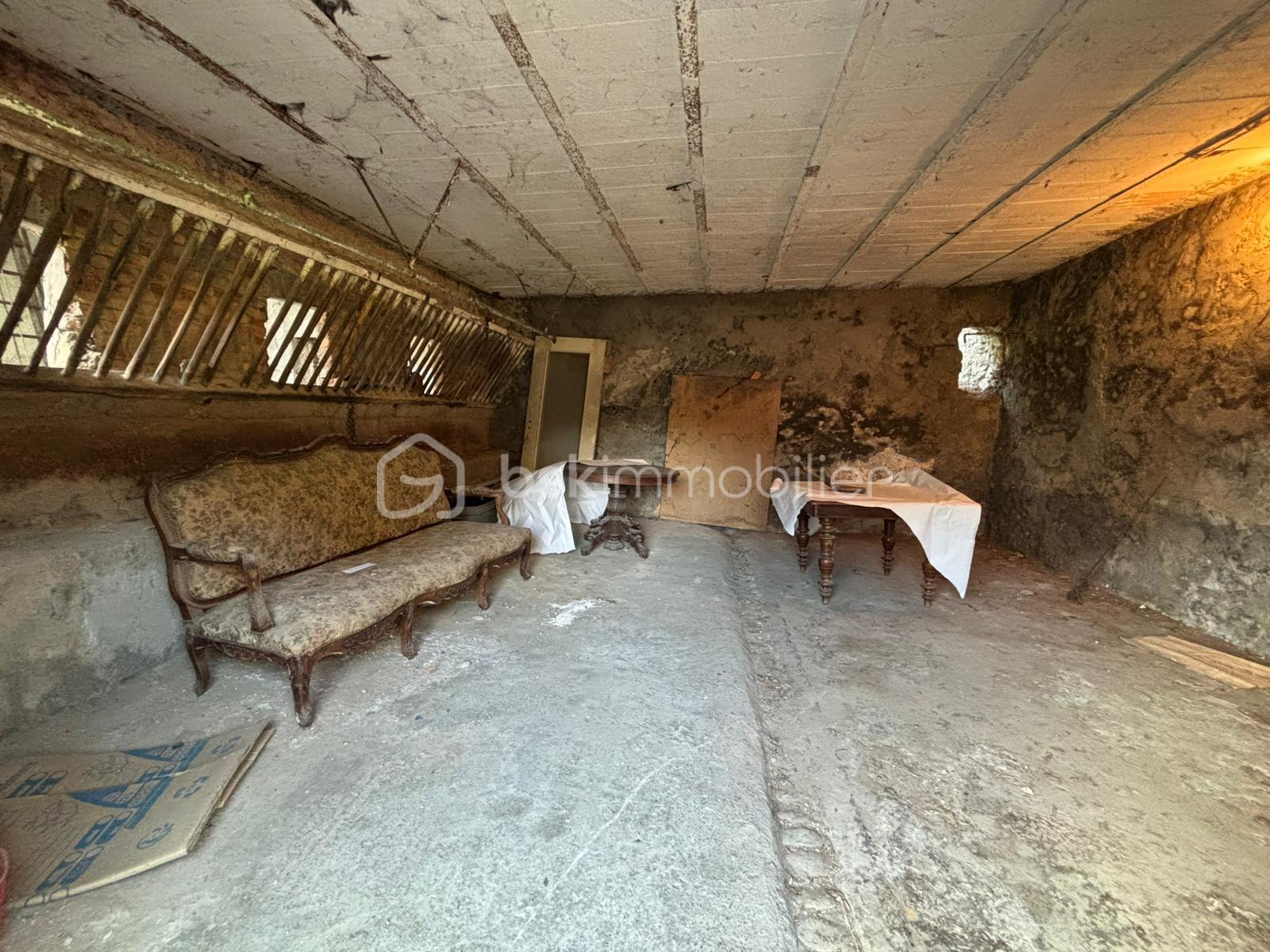 Corps de ferme de 100 m² - WhatsApp Image 2025-09-17 at 18.21.39 (1).jpeg