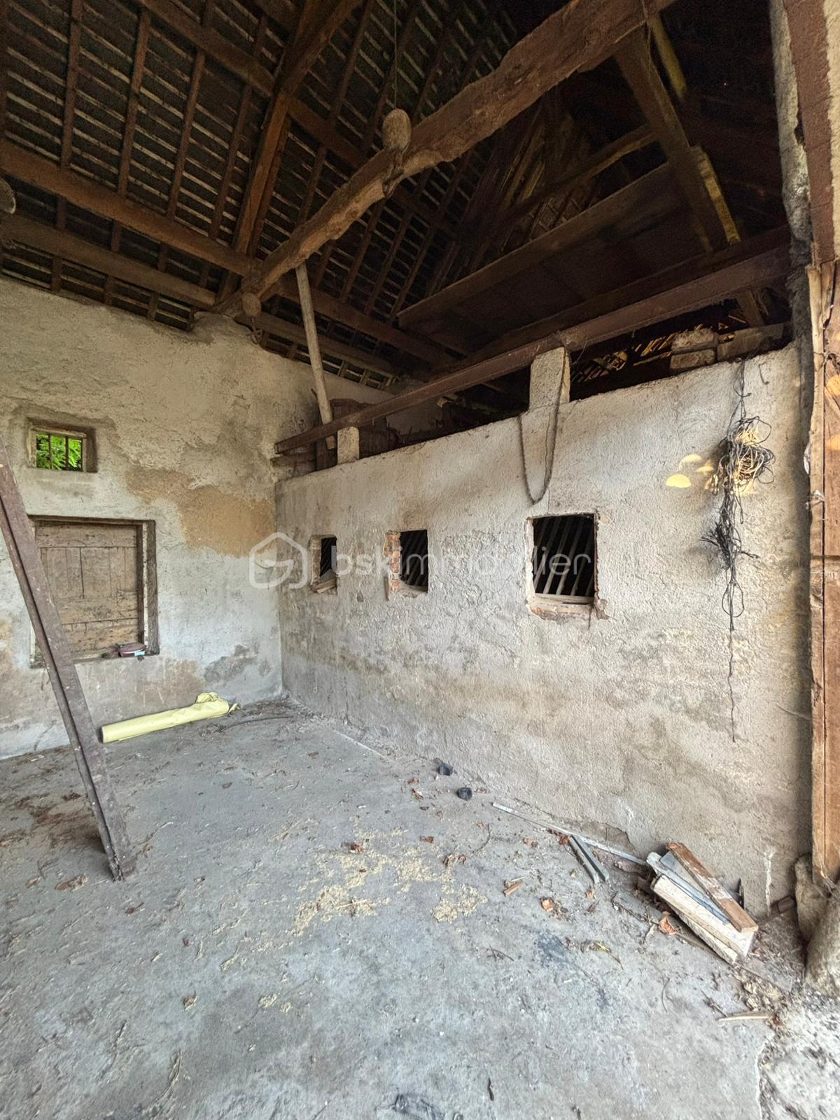 Corps de ferme de 100 m² - WhatsApp Image 2025-09-17 at 18.21.39 (2).jpeg