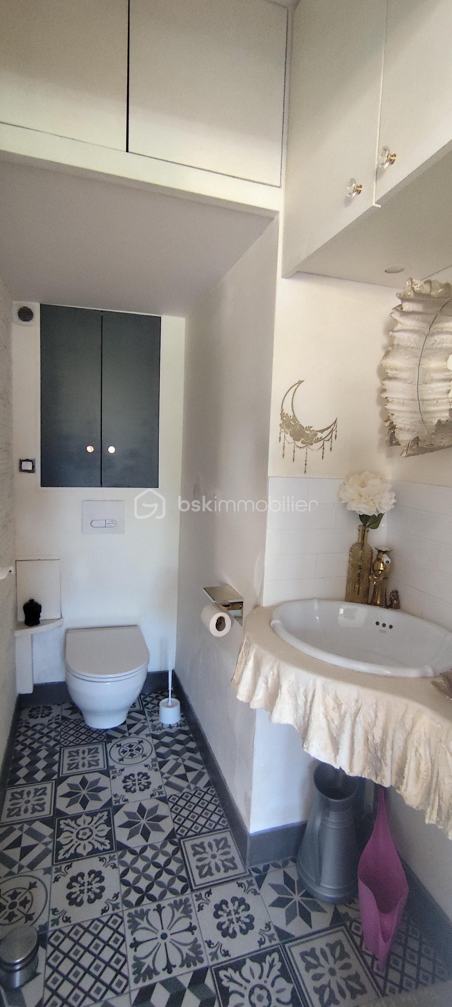 Appartement de 78,70 m² - toilette 0.jpg