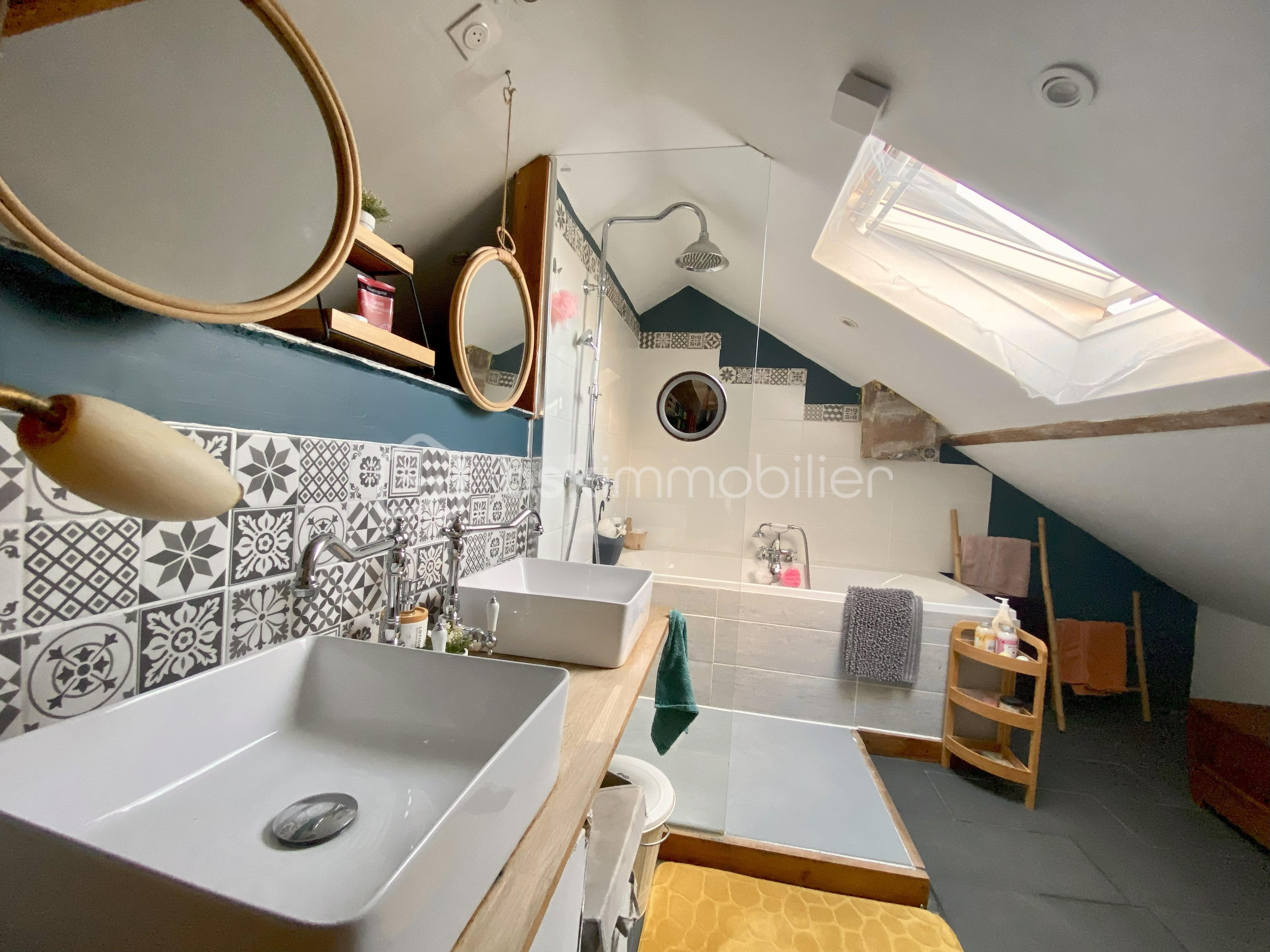 Maison de 161 m² - SDB COMBLES.jpeg