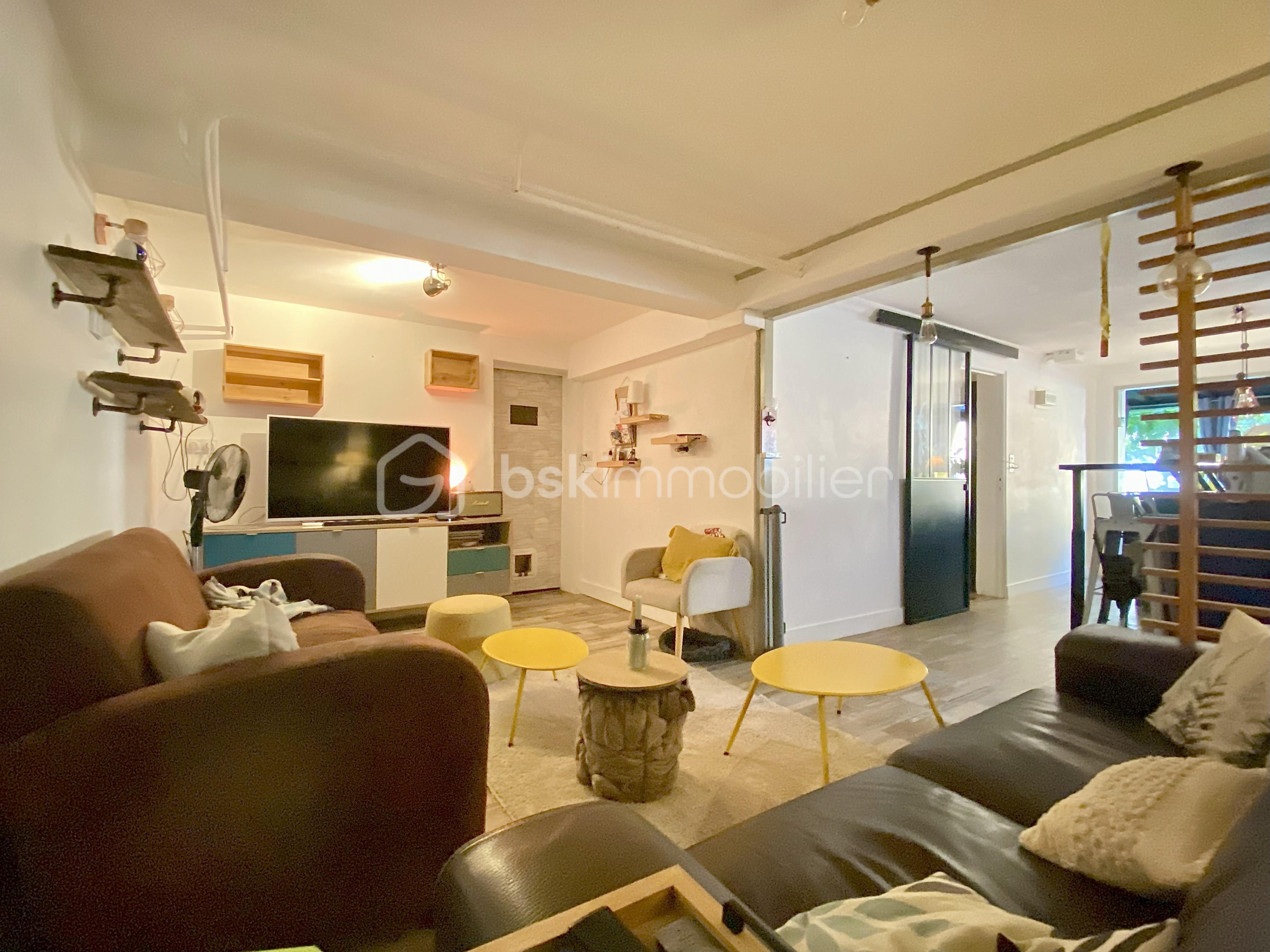 Maison de 161 m² - SALON.jpeg