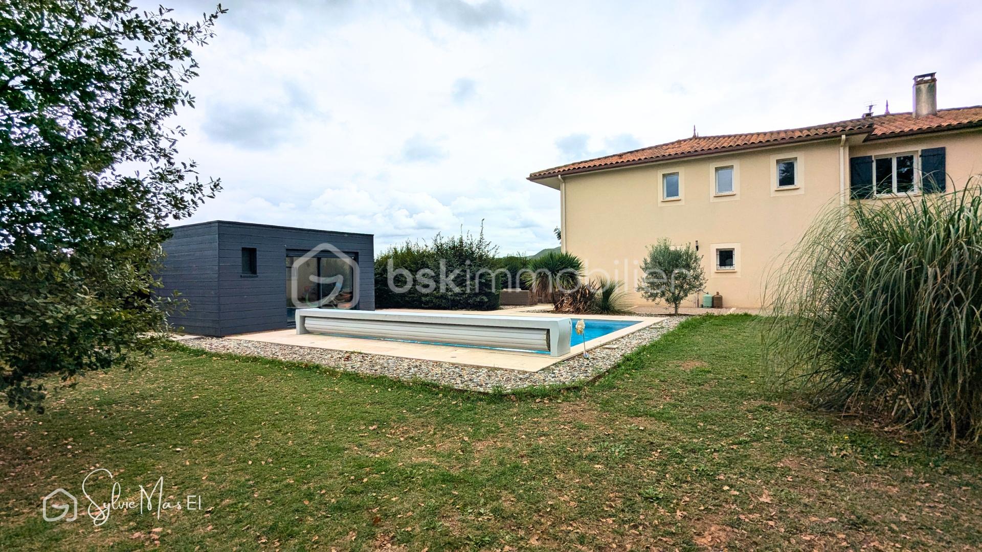 Maison de 220 m² - 34.jpg