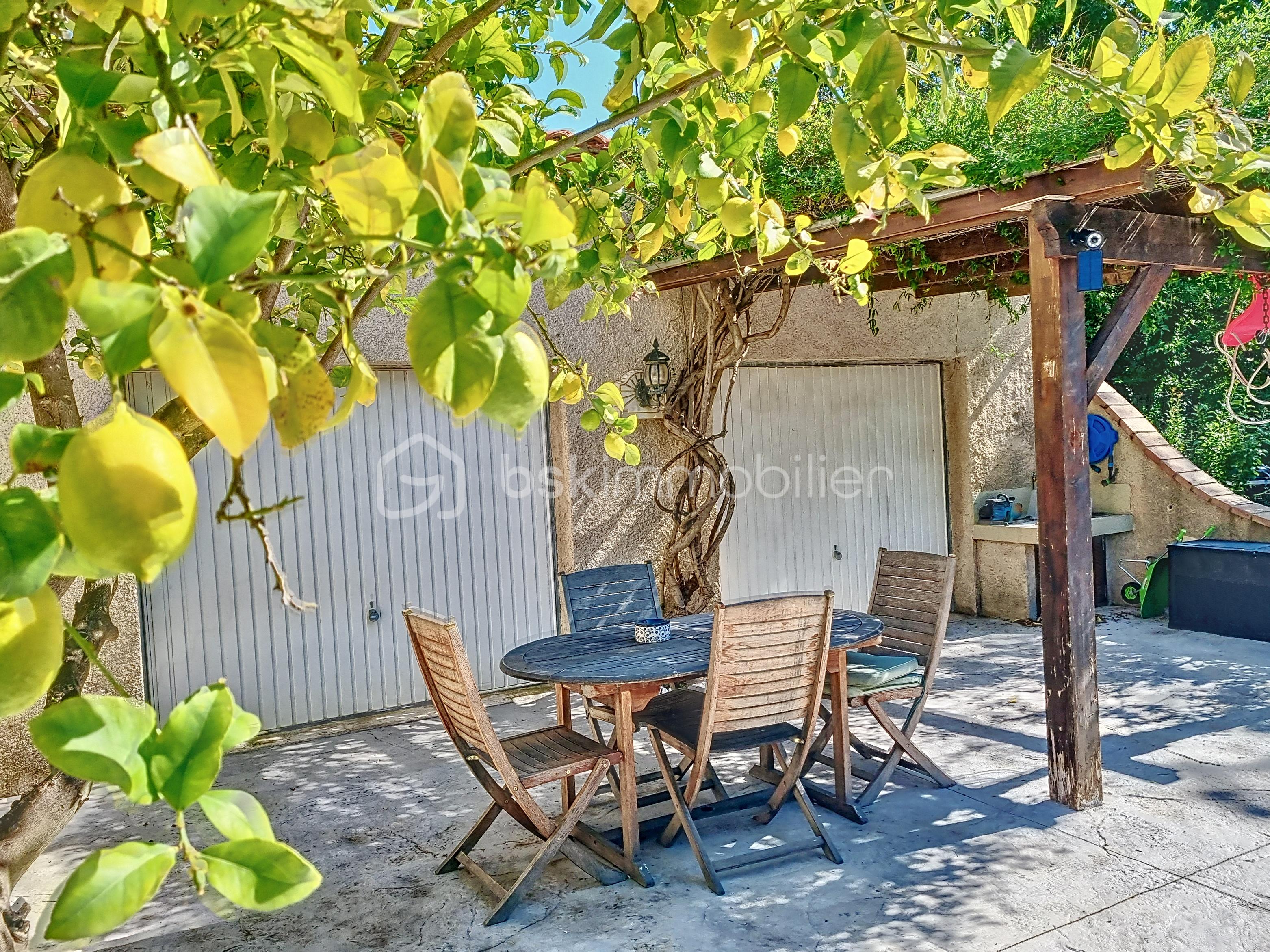 Maison de 232 m² - aYVNsVk9RMEUtMjAyNDA1MjMwNzUzNDk_20240523102137_01135_6a73649.jpg