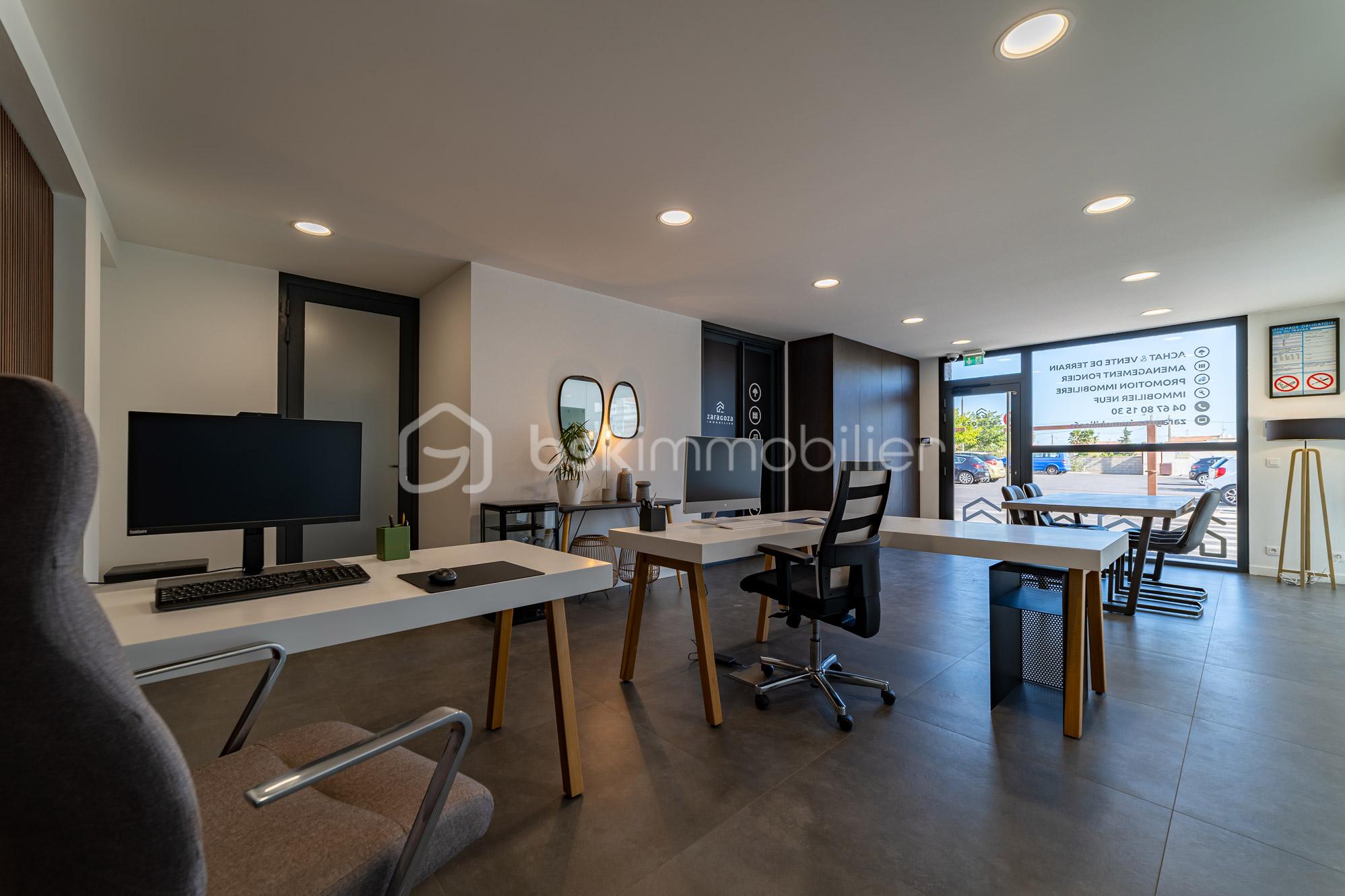 Local commercial de 99 m² - DSC08591-HDR.jpg