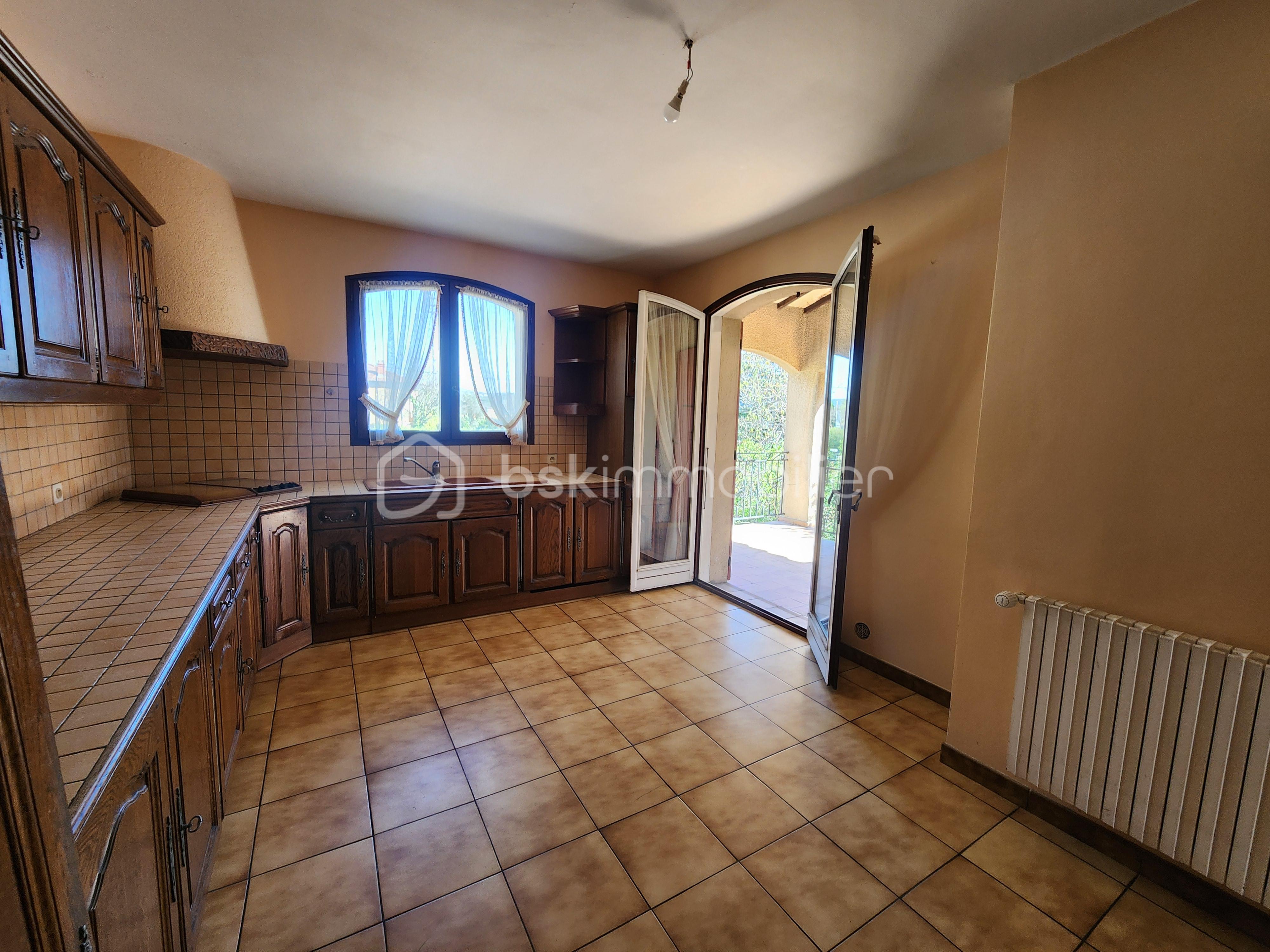 Propriete de 270 m² - Cuisine.jpg