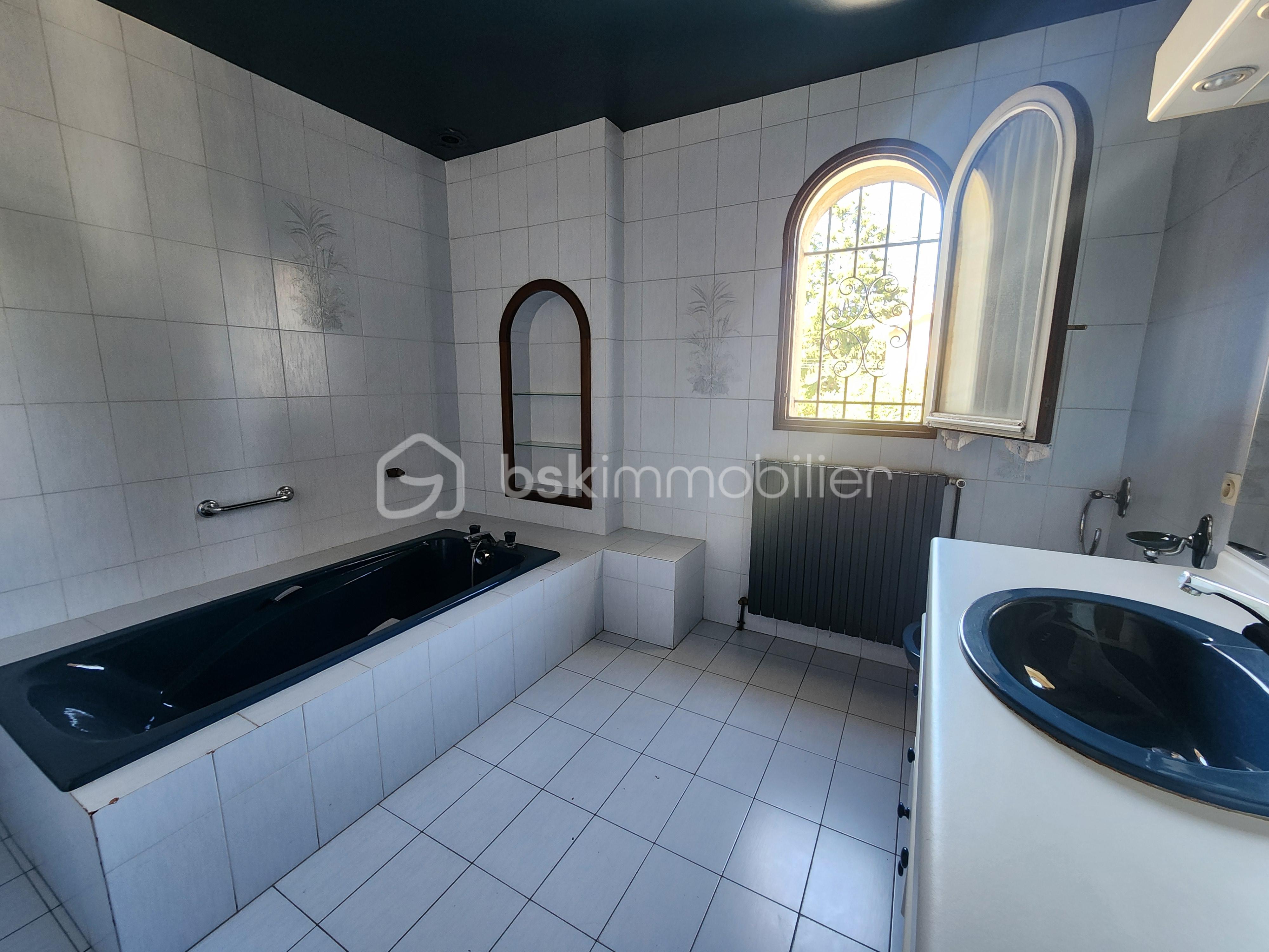 Propriete de 270 m² - Etage SDB.jpg