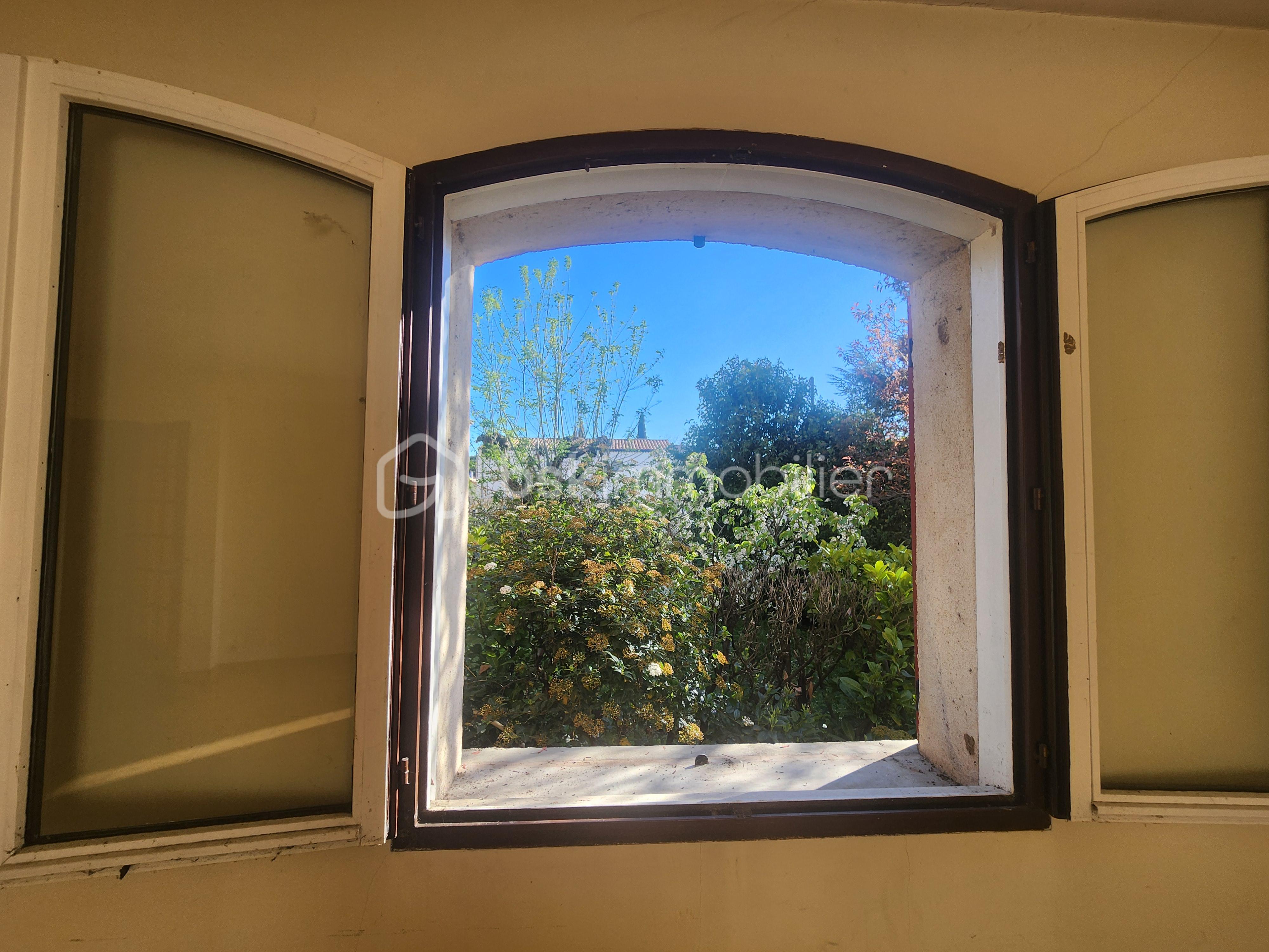 Propriete de 270 m² - RDC fenêtre sur jardin Sud.jpg