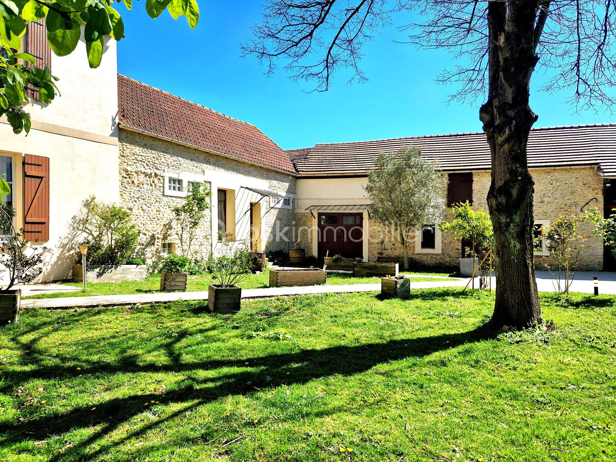 CELINE VAN DE WALLE BSK IMMOBILIER 3.jpg