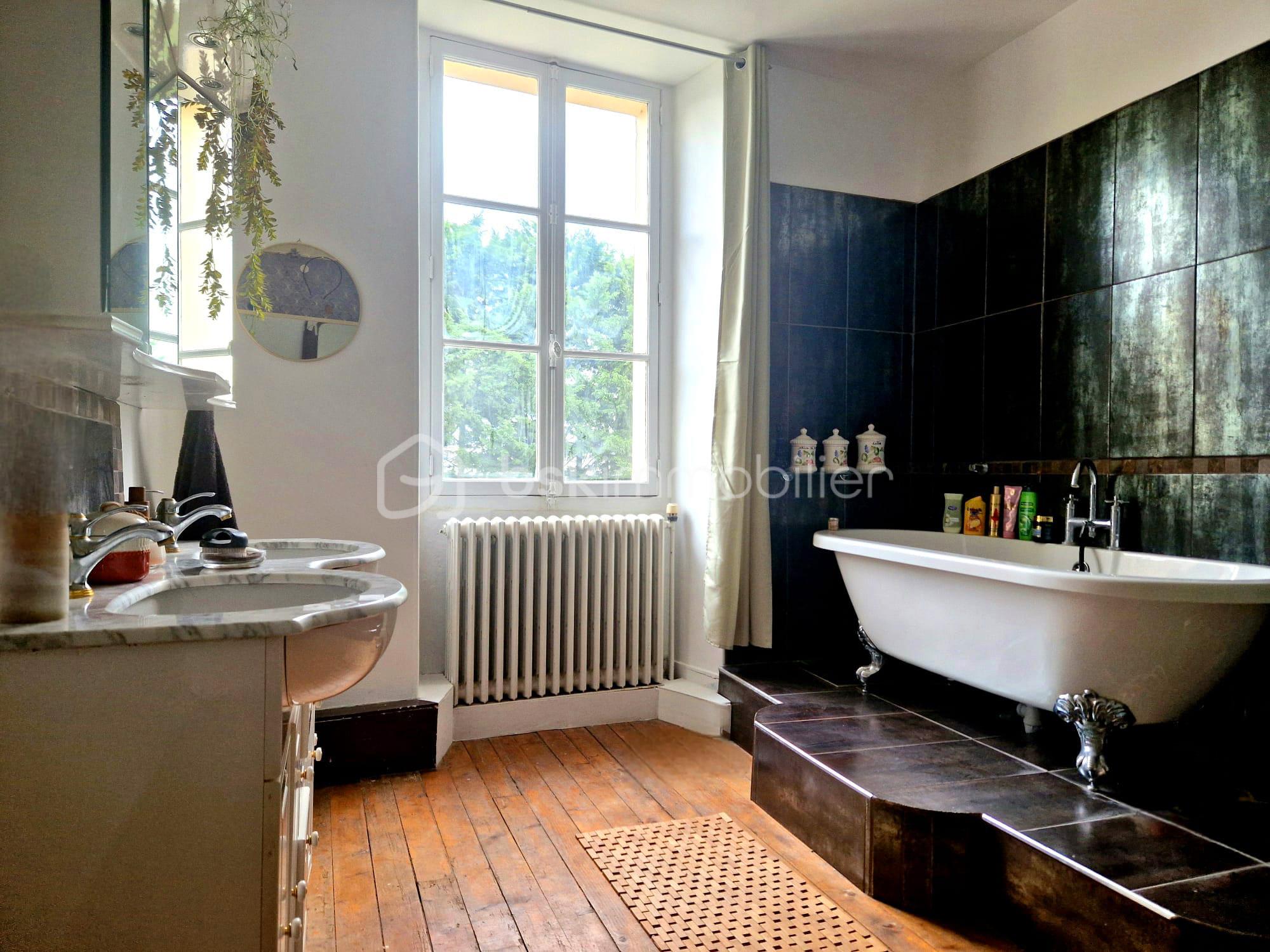 CELINE VAN DE WALLE BSK IMMOBILIER 14.jpg