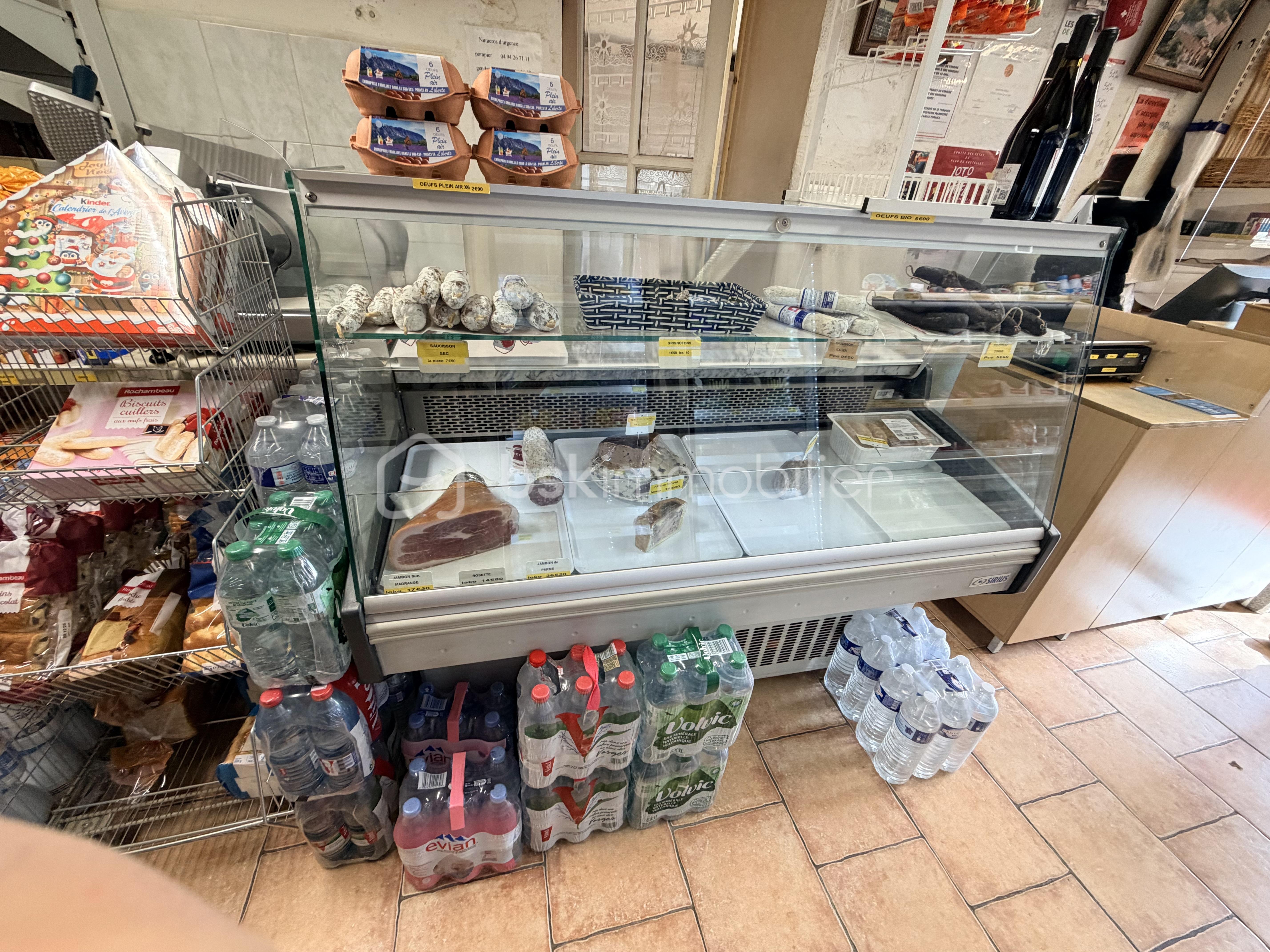 Fonds de commerce - Vitrine réfrigéré.jpg