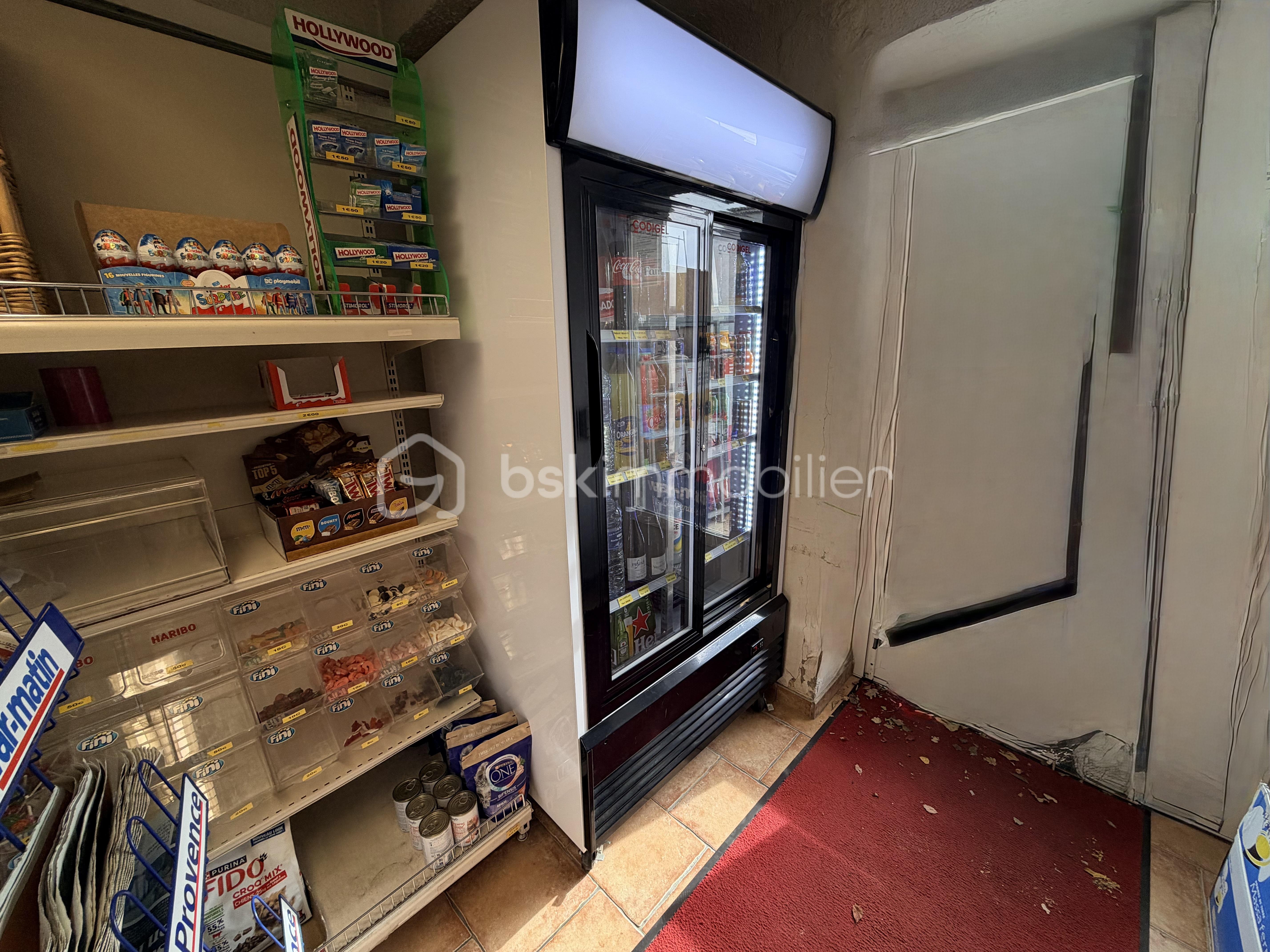 Fonds de commerce - Machine à boisson.jpg