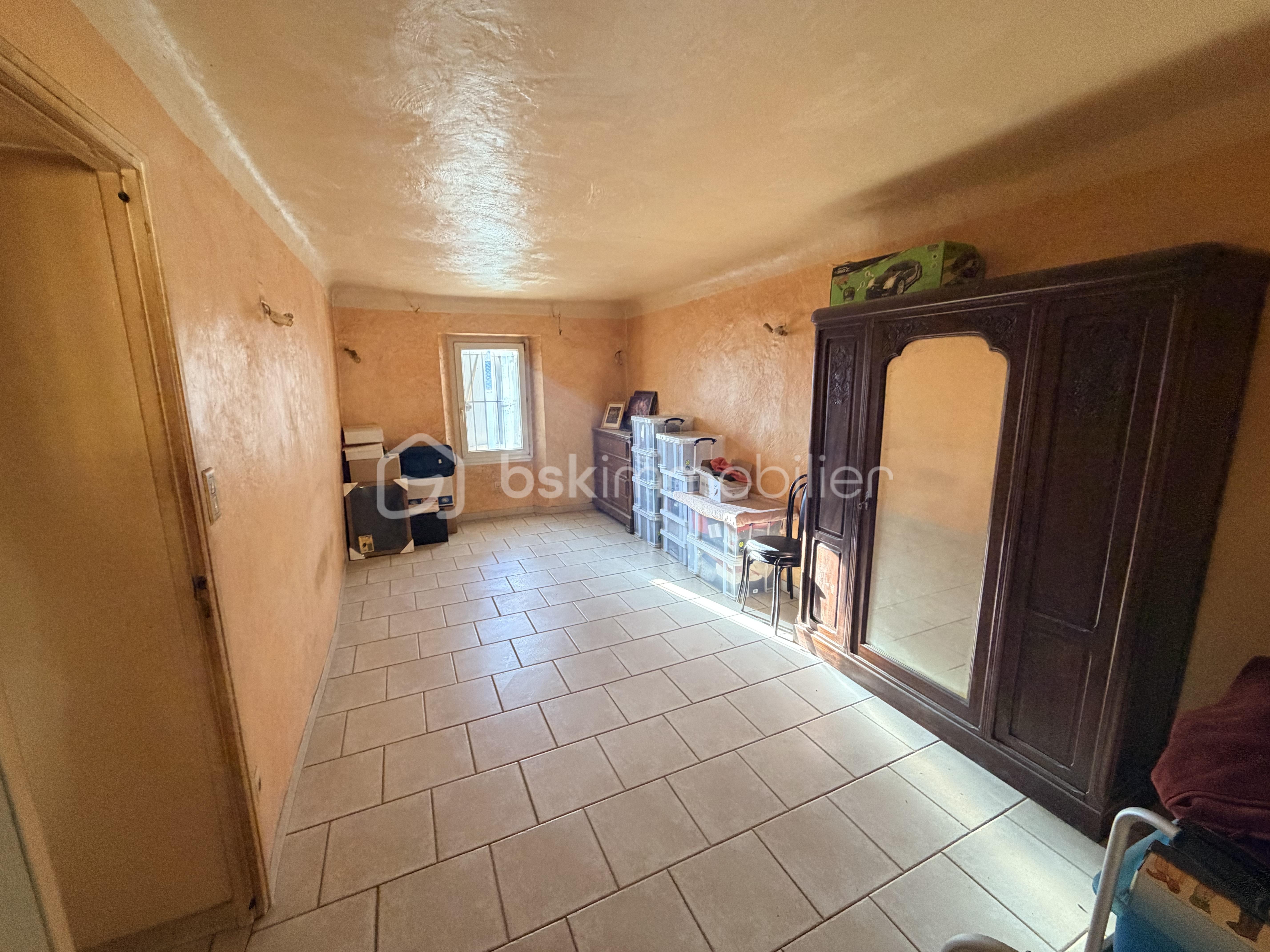 Fonds de commerce - Salon.jpg