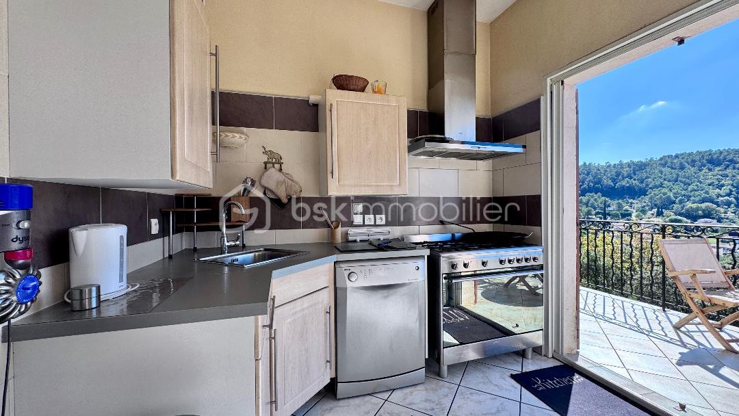 Maison provencale de 119 m² - Cuisine 2.jpeg