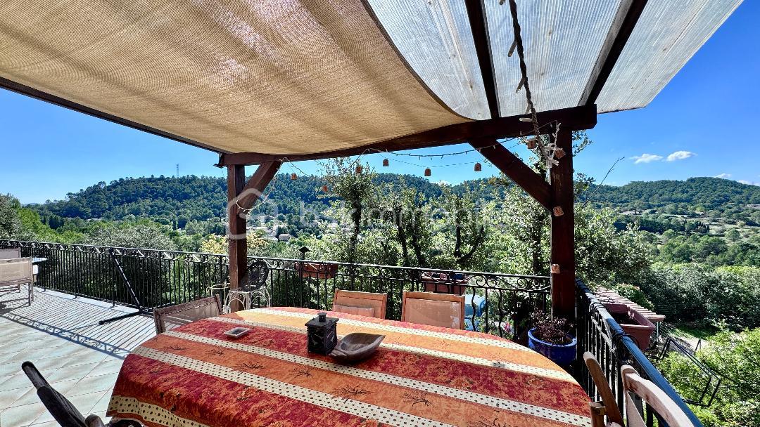 Maison provencale de 119 m² - Terrasse 1.jpeg